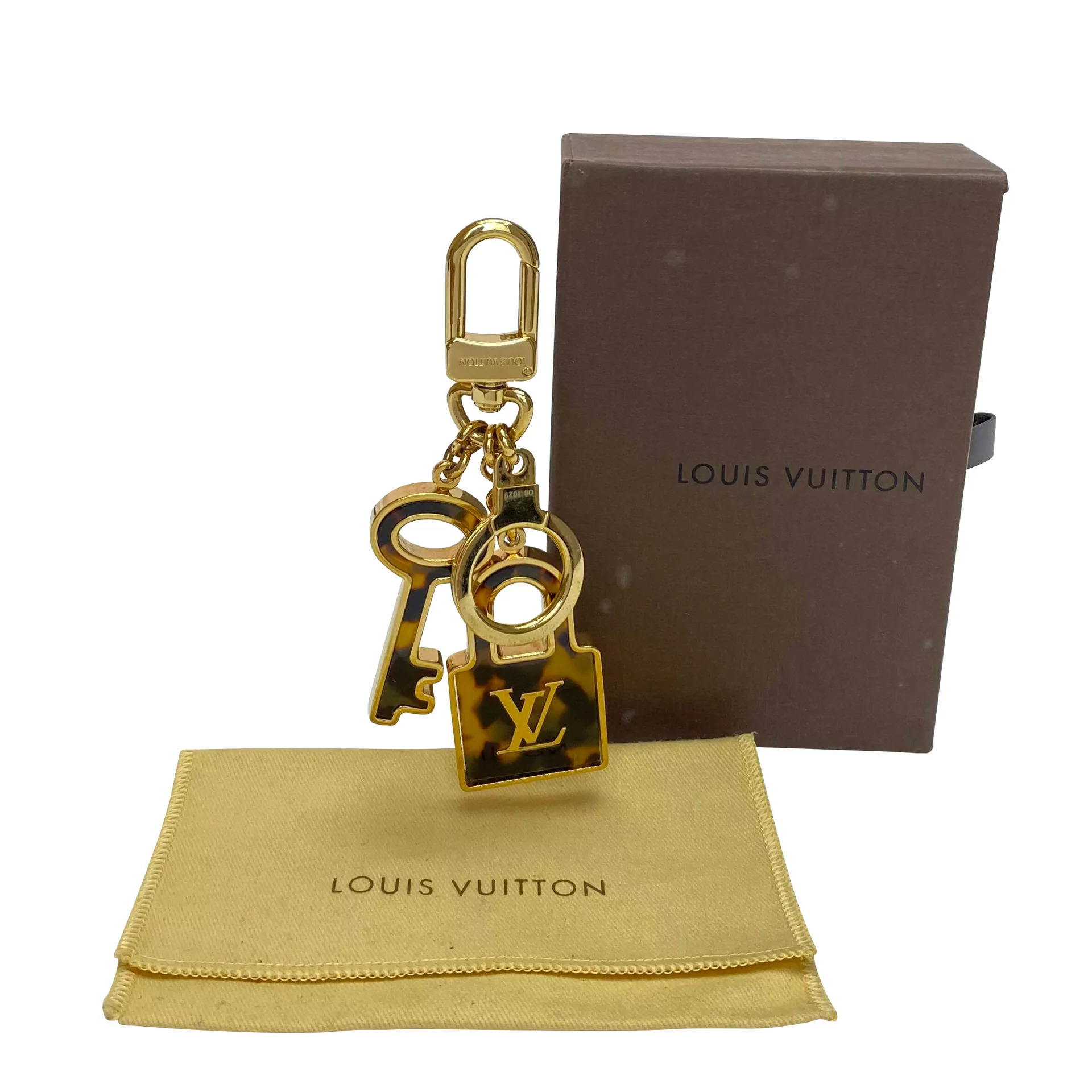 Charm de Bolsa e Chaveiro Louis Vuitton