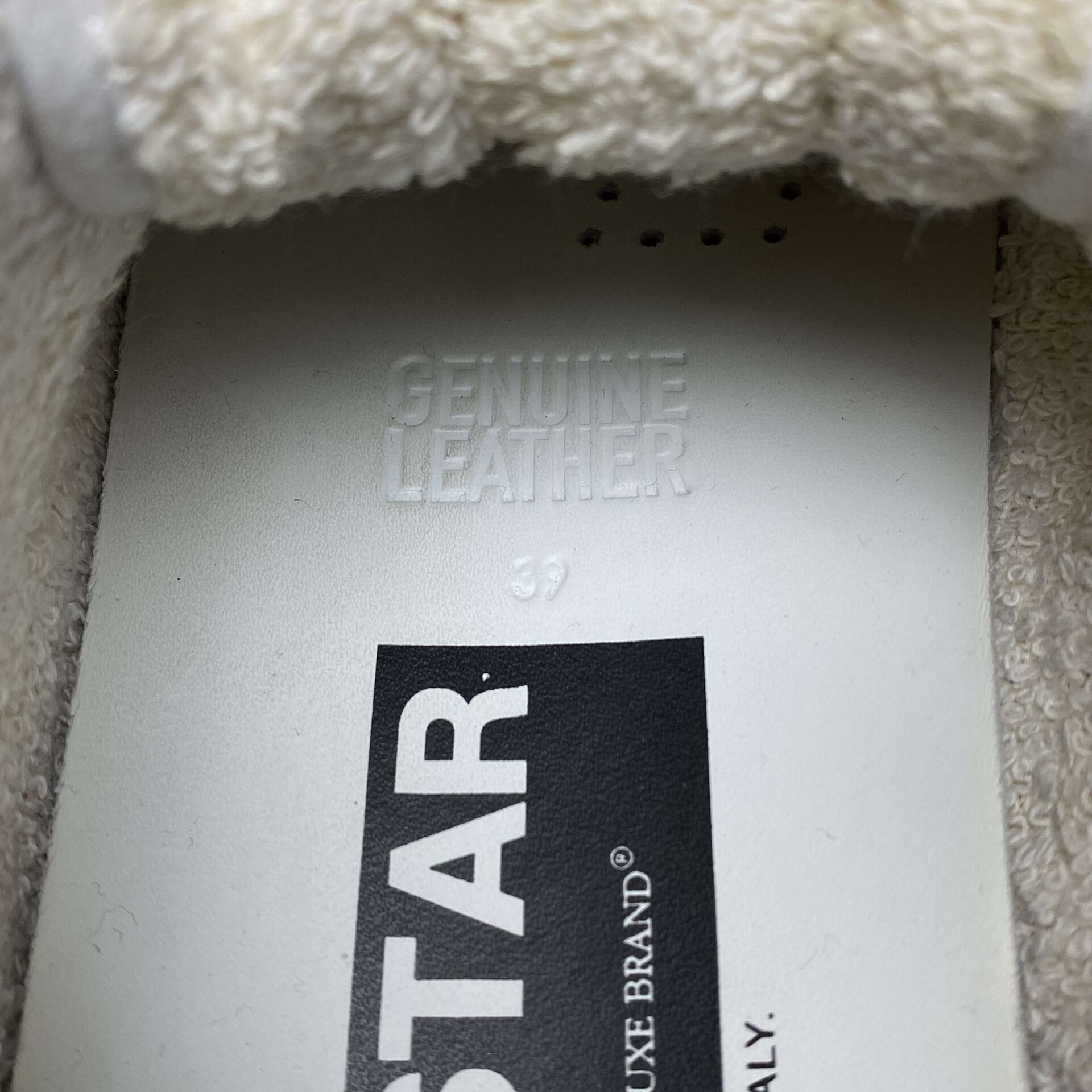 Tênis Golden Goose Deluxe Brand