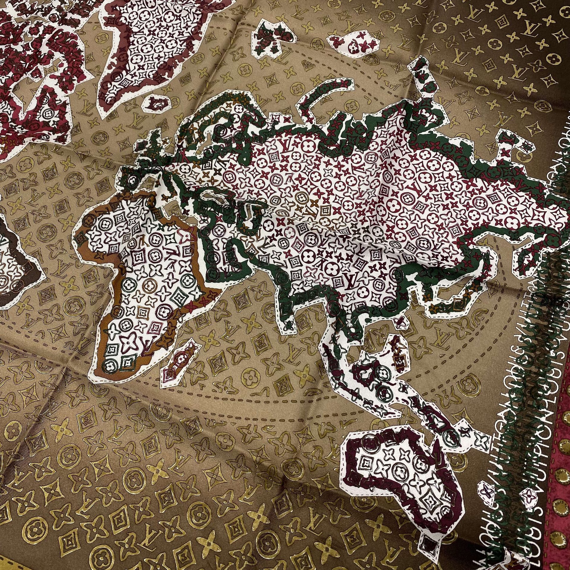 Lenço Louis Vuitton Seda Marrom