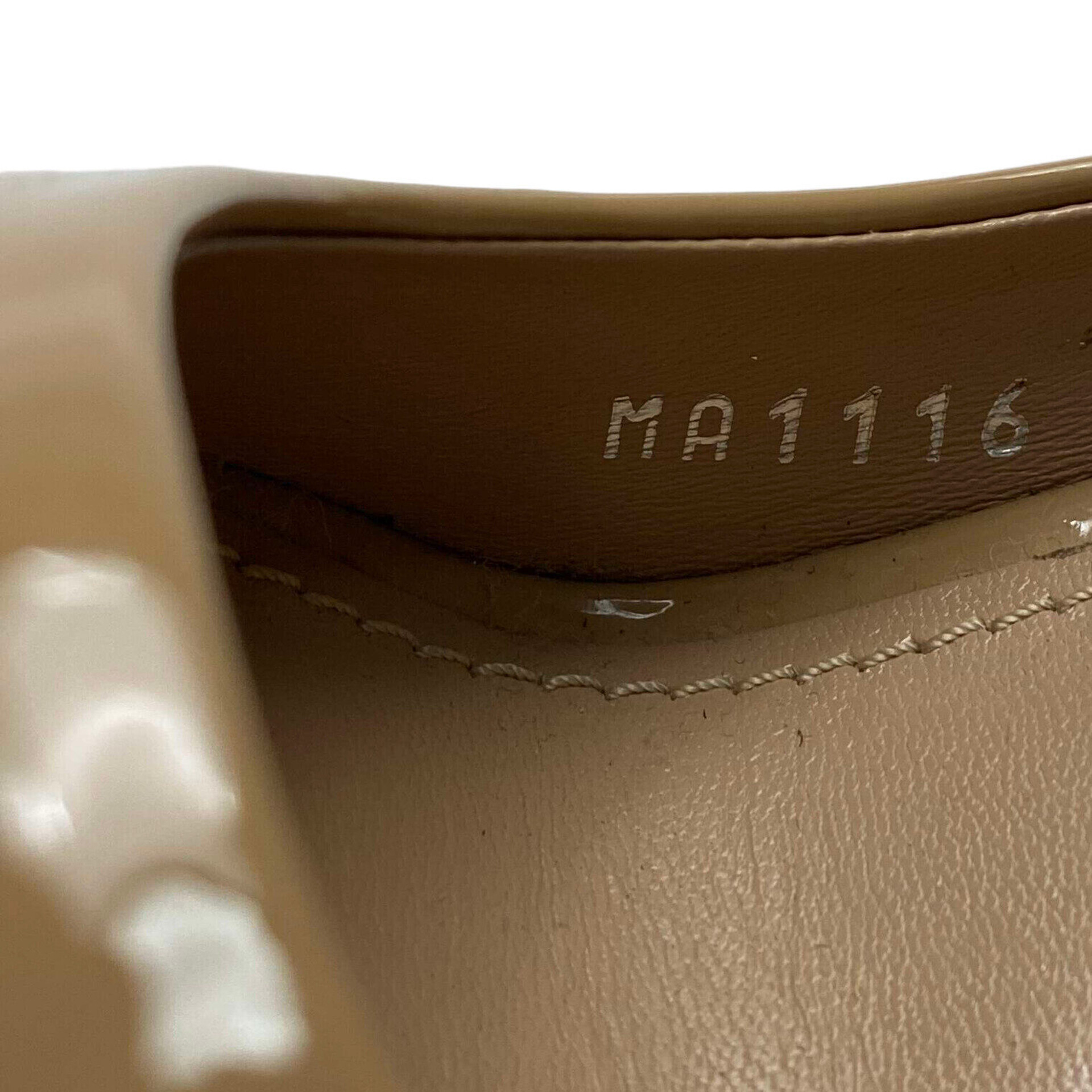 Peep Toe Louis Vuitton Verniz Nude