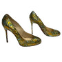 Scarpin Christian Louboutin Píton Dourado