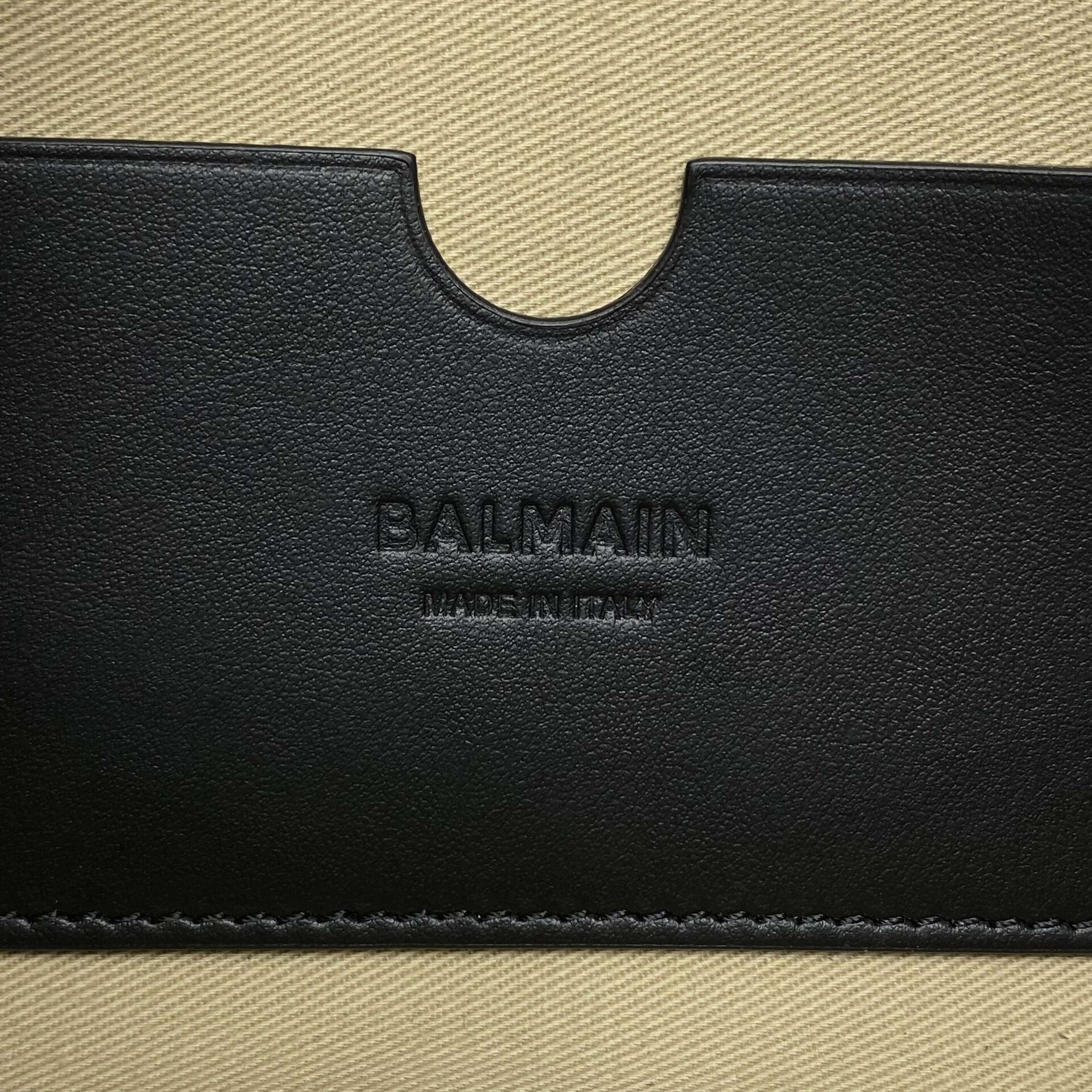 Clutch Balmain B-Buzz 23