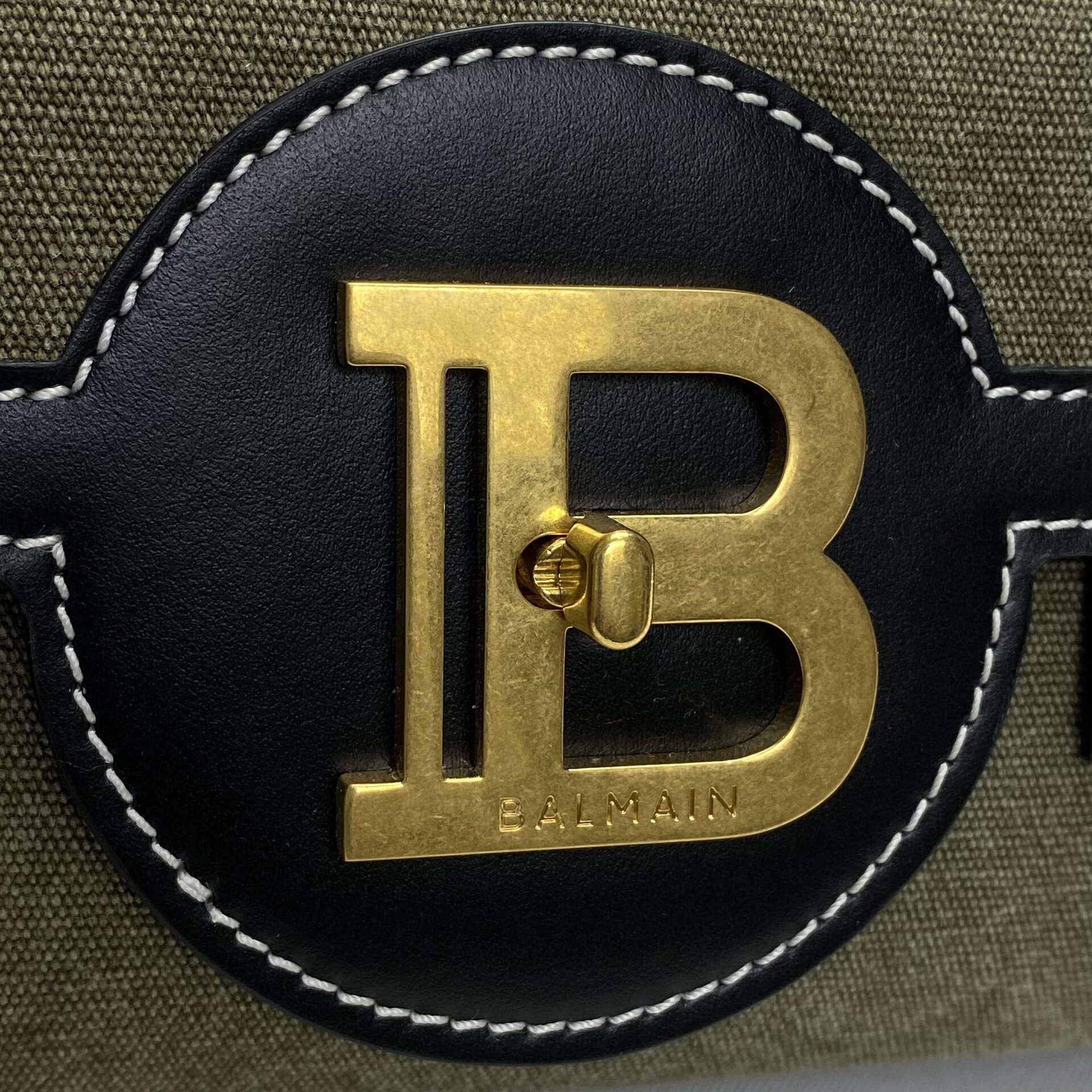 Clutch Balmain B-Buzz 23