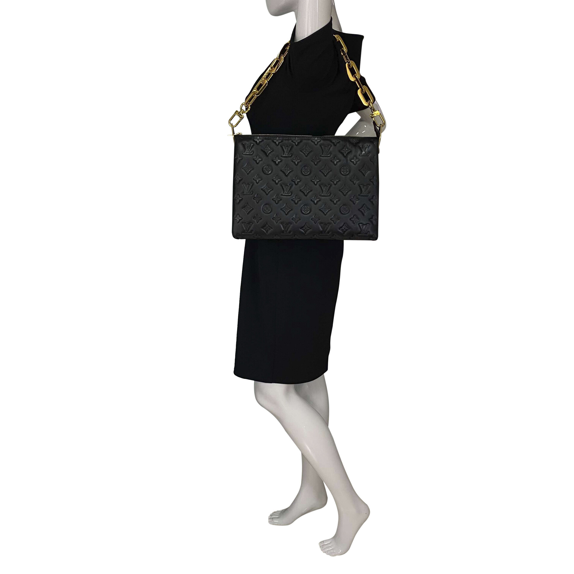 Bolsa Louis Vuitton Coussin Preta