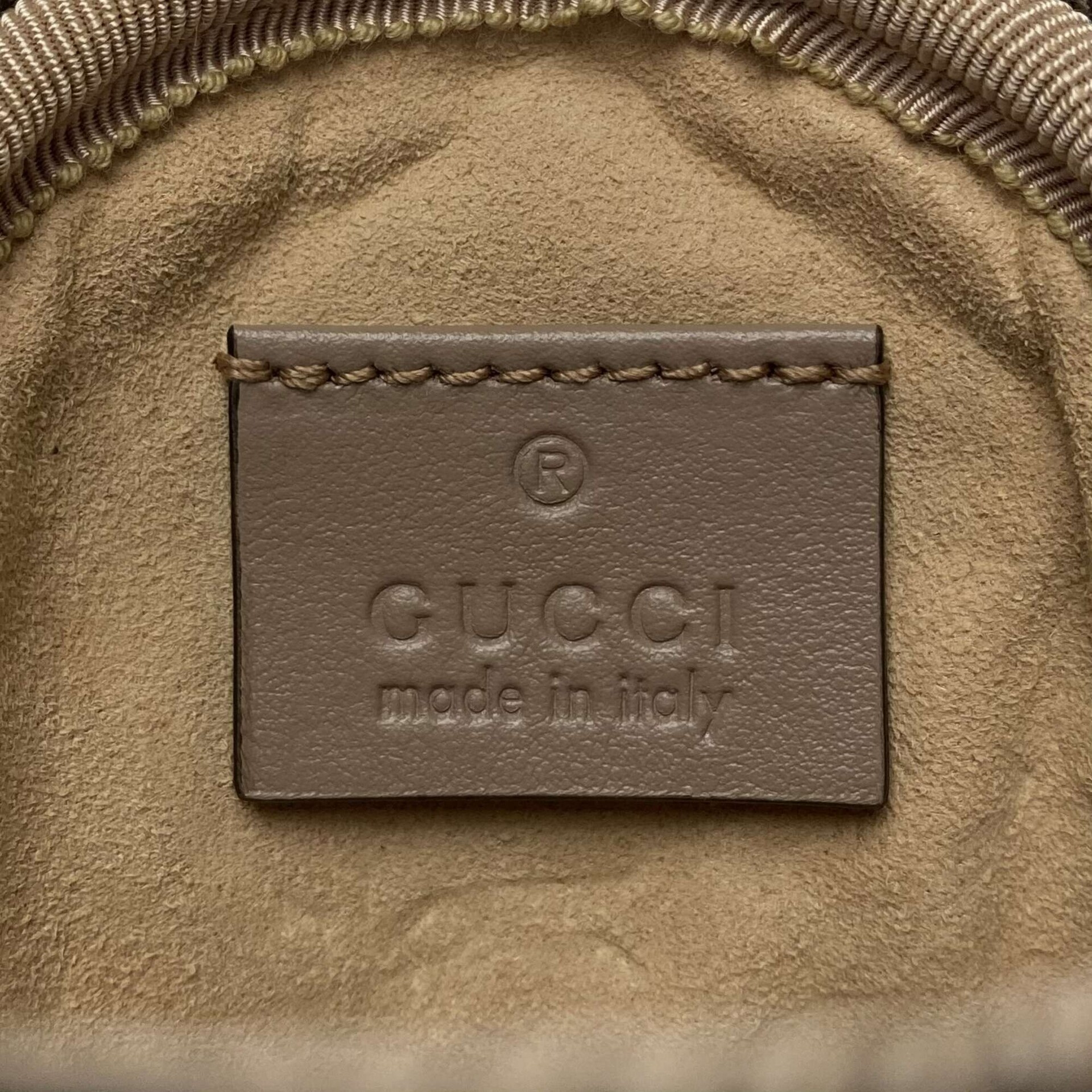 Porta-Moedas Gucci GG Marmont Nude
