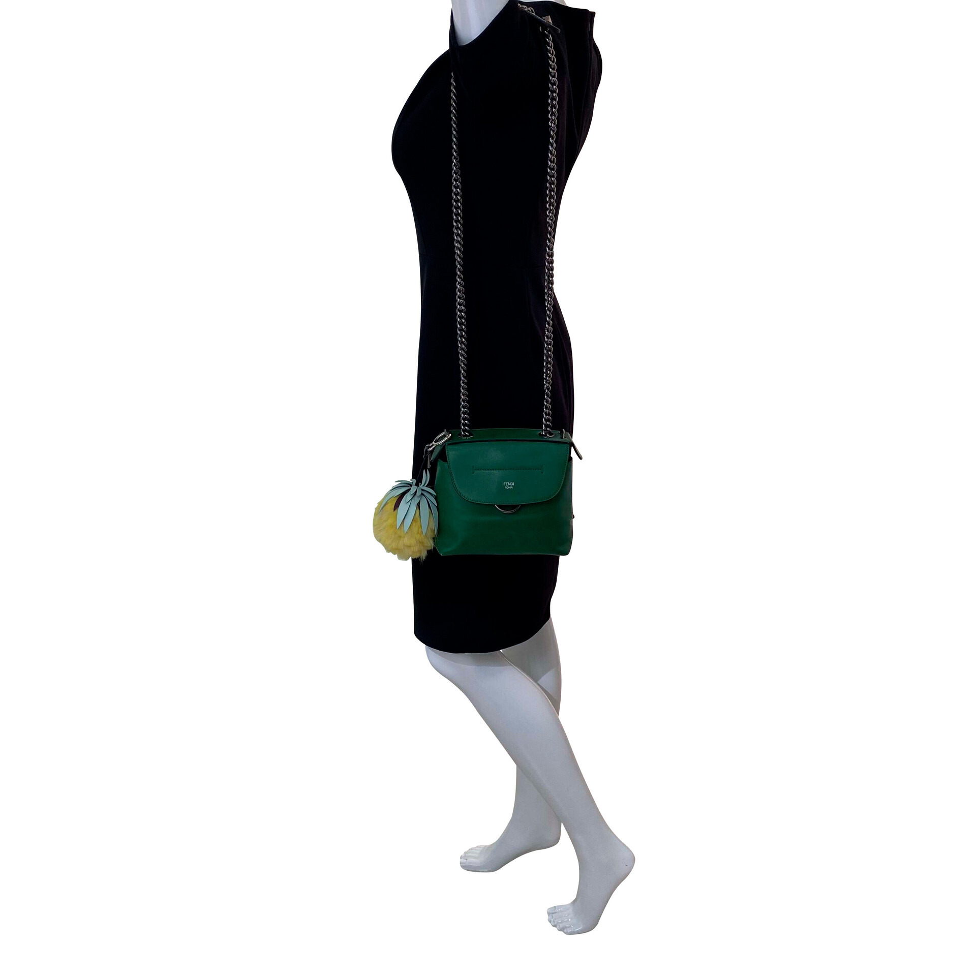 Bolsa Fendi W / Anana's Keychain Couro Verde