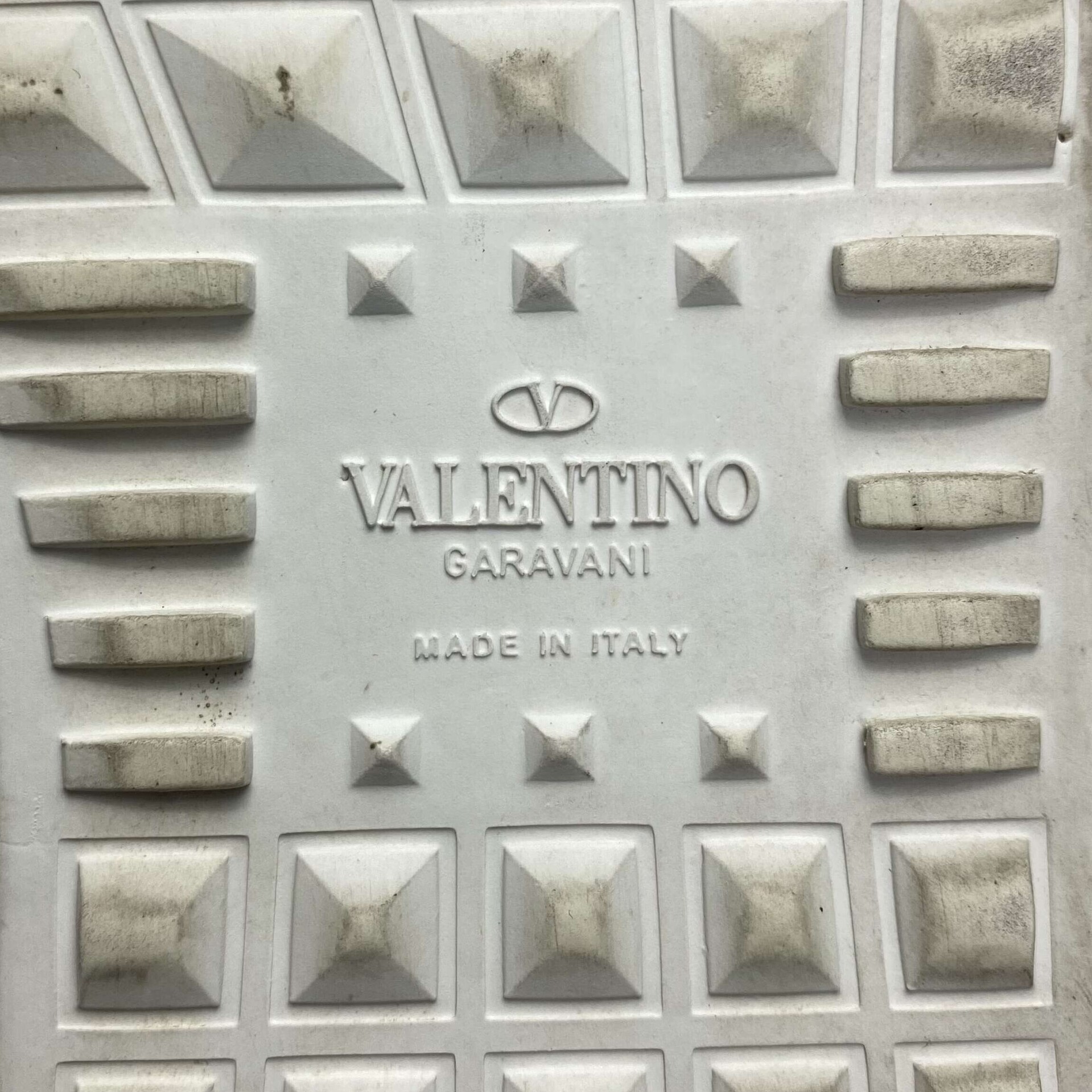 Tênis Valentino Garavani Rockstud Untitled