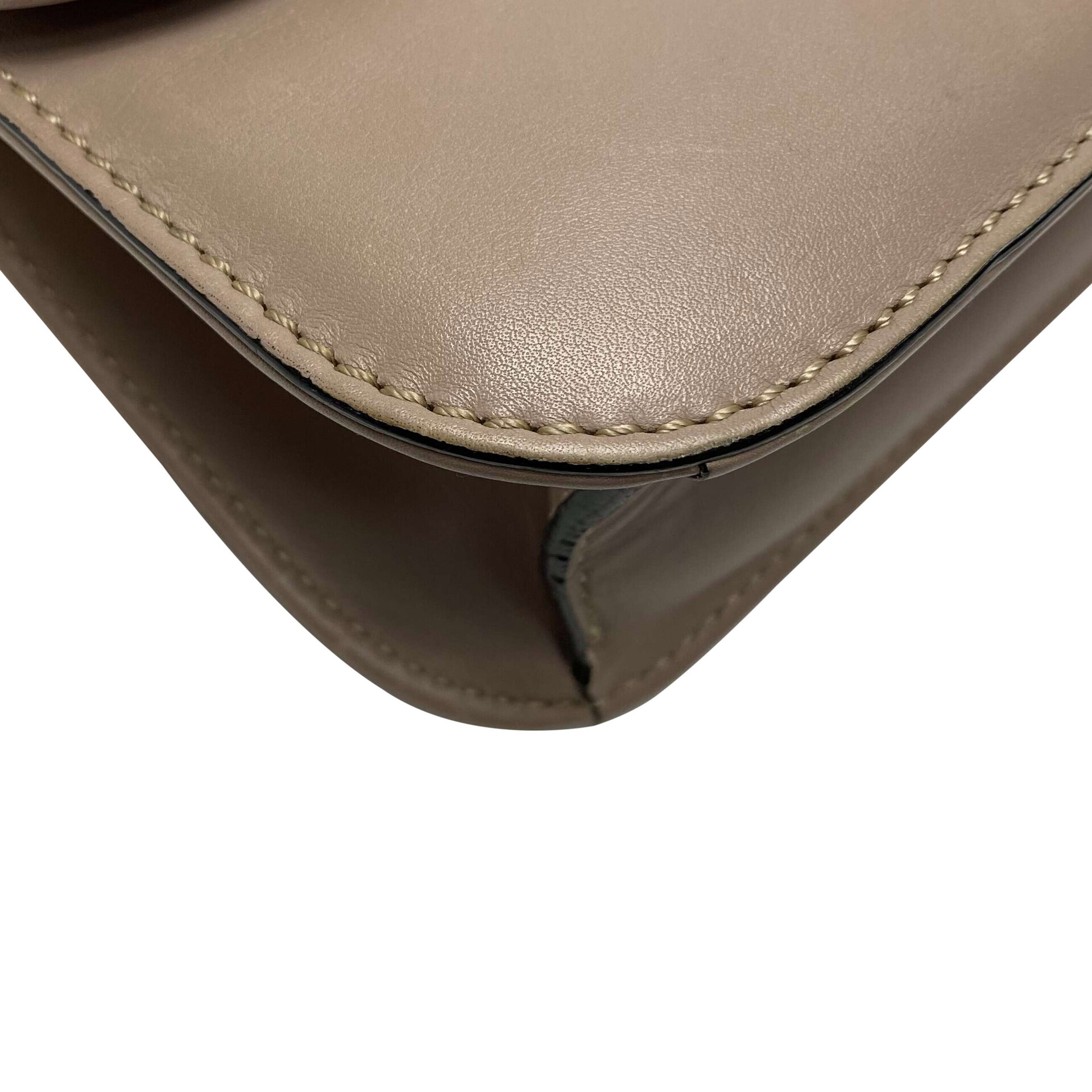 Bolsa Valentino Garavani Glam Lock Nude