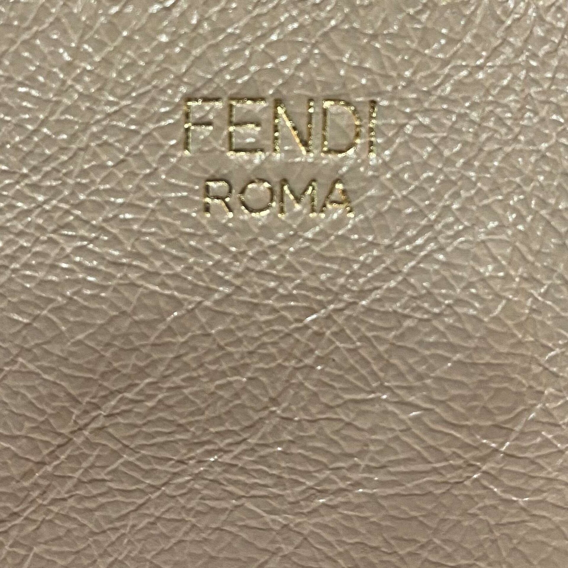 Bolsa Fendi Camurça e Couro Nude