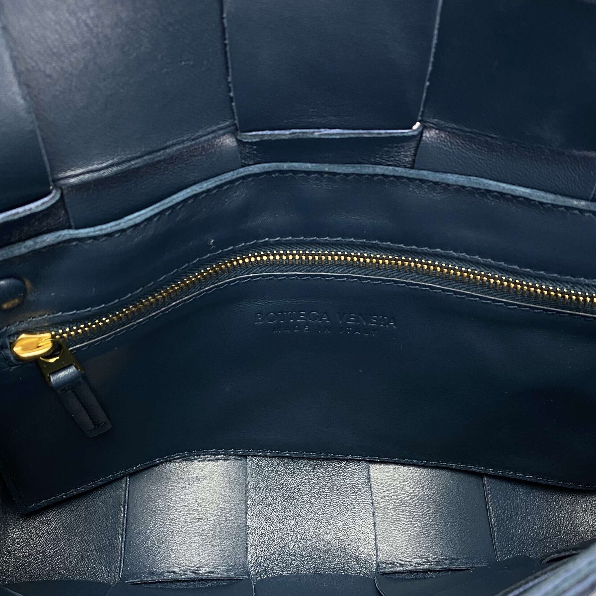 Bolsa Bottega Veneta Cassette Azul Marinho