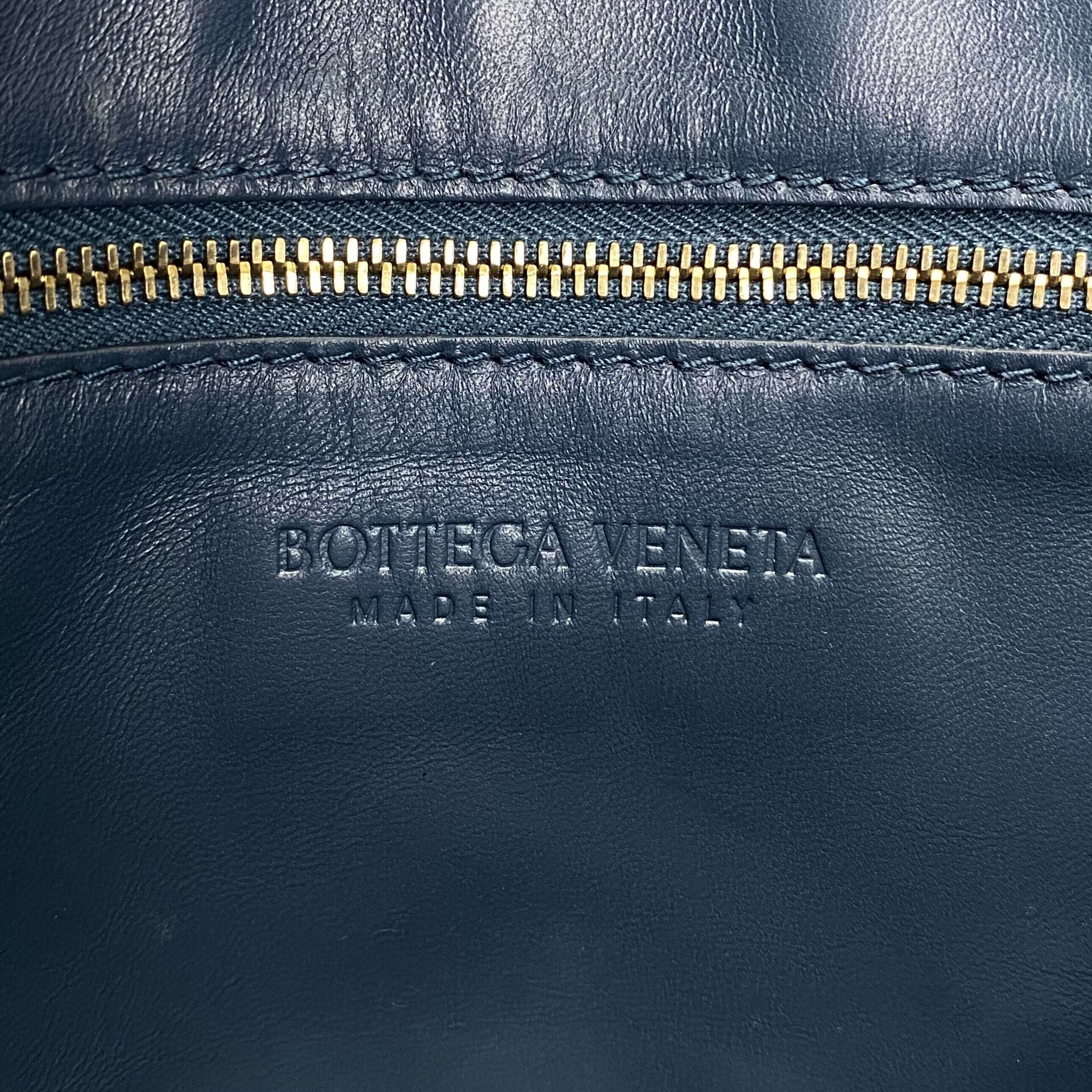 Bolsa Bottega Veneta Cassette Azul Marinho