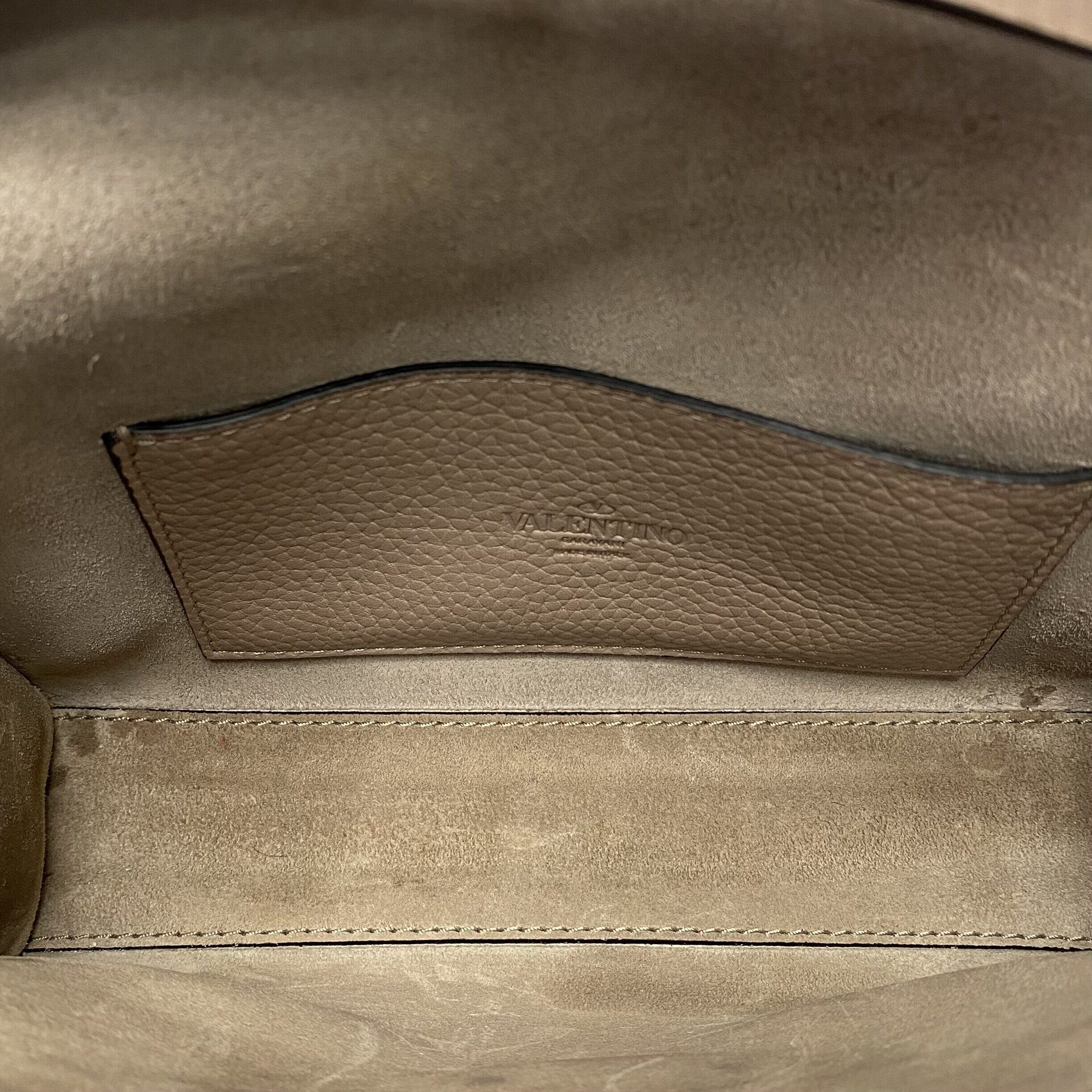 Bolsa Valentino Garavani Rockstud Nude