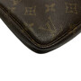 Bolsa Louis Vuitton Pochette Monograma