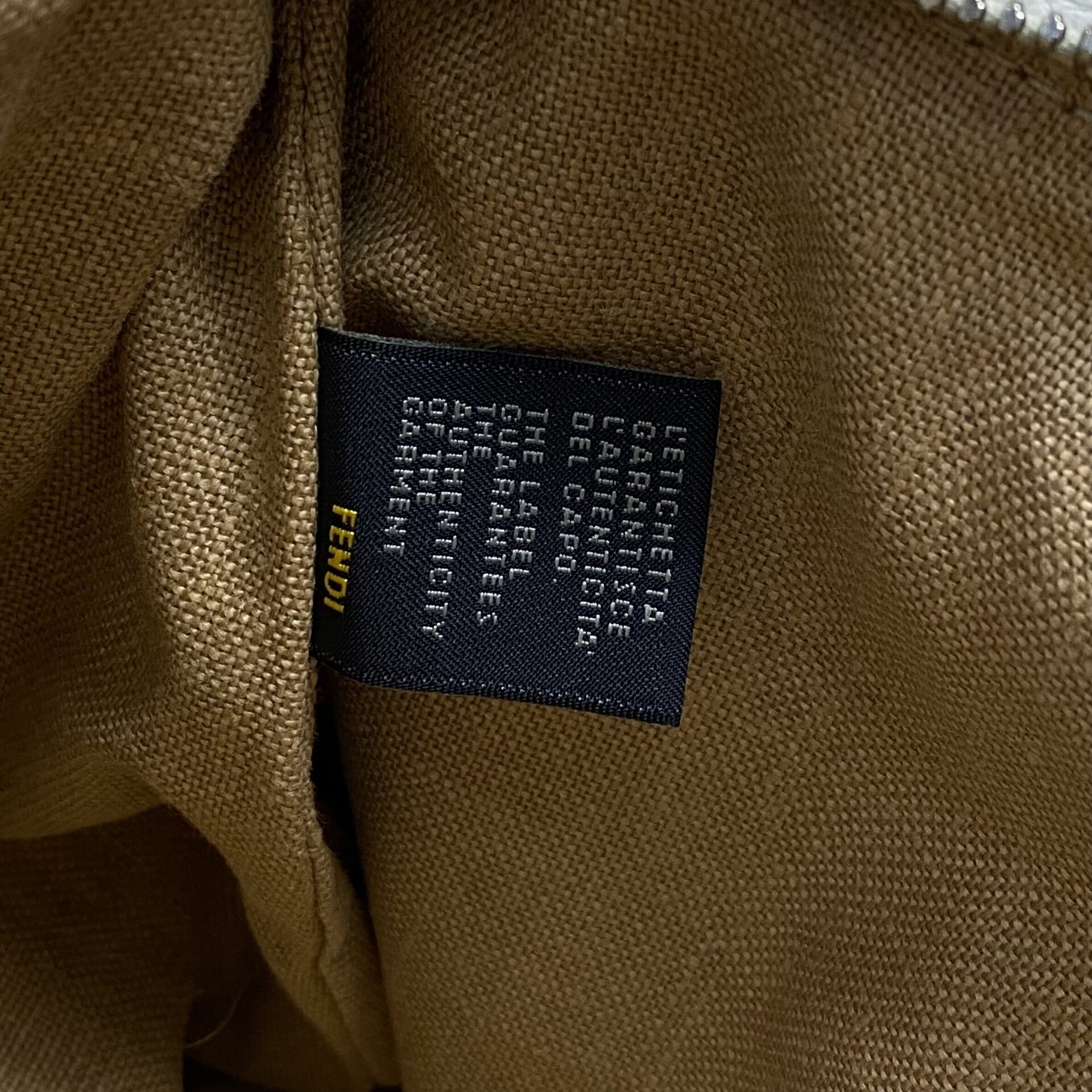 Bolsa Fendi Anna Selleria Buckle