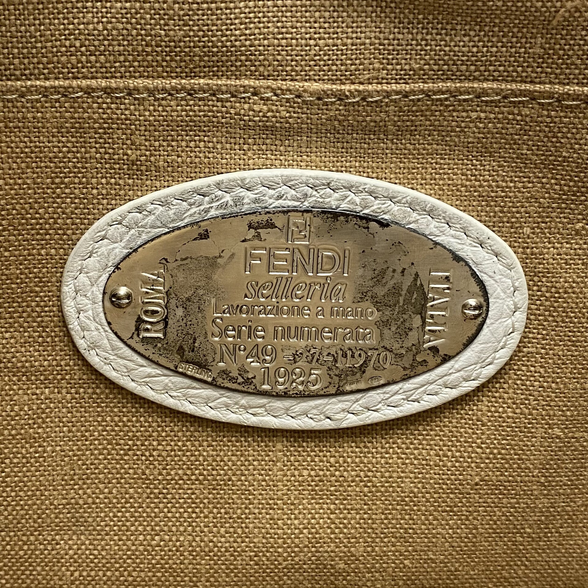 Bolsa Fendi Anna Selleria Buckle