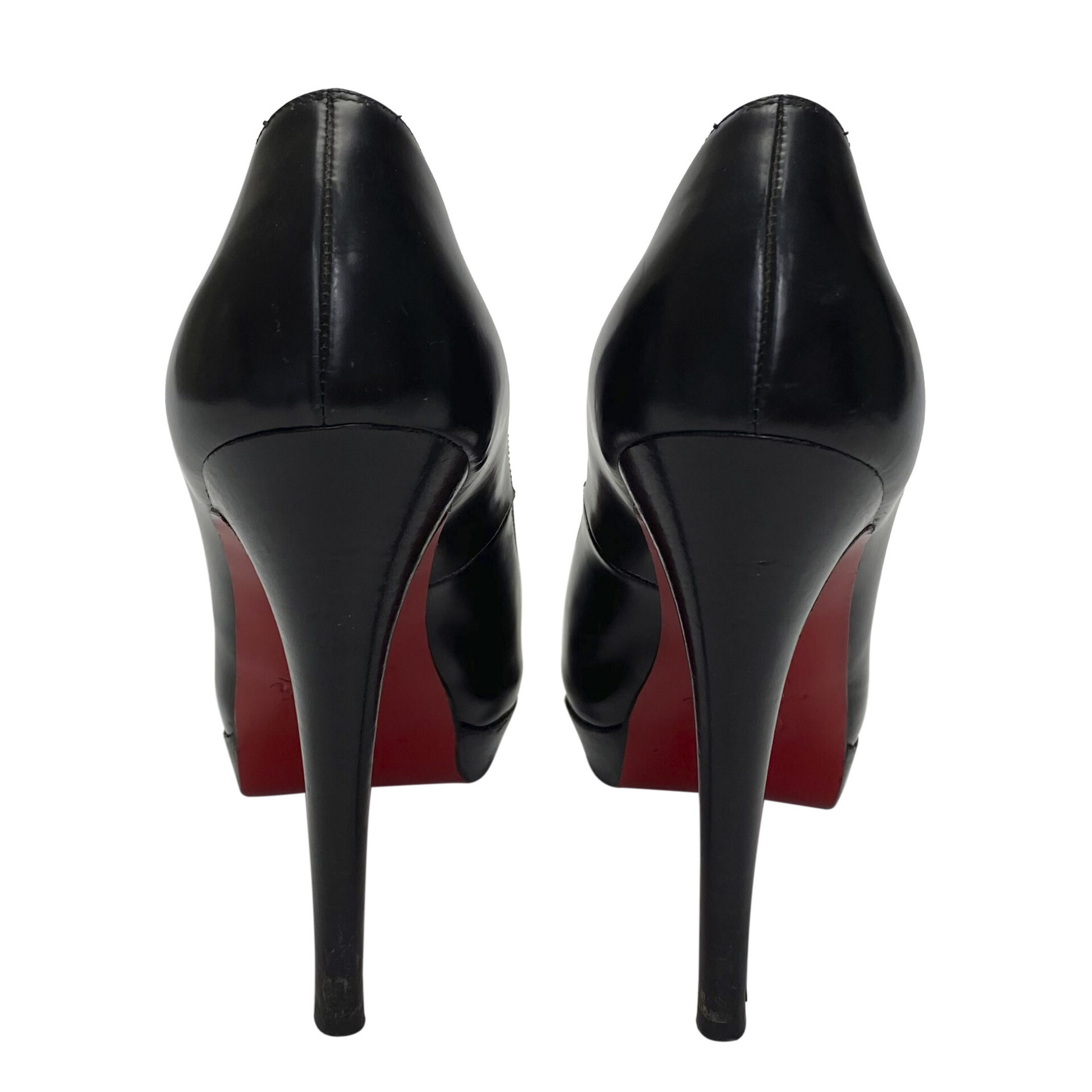 Scarpin Christian Louboutin Envernizado Preto