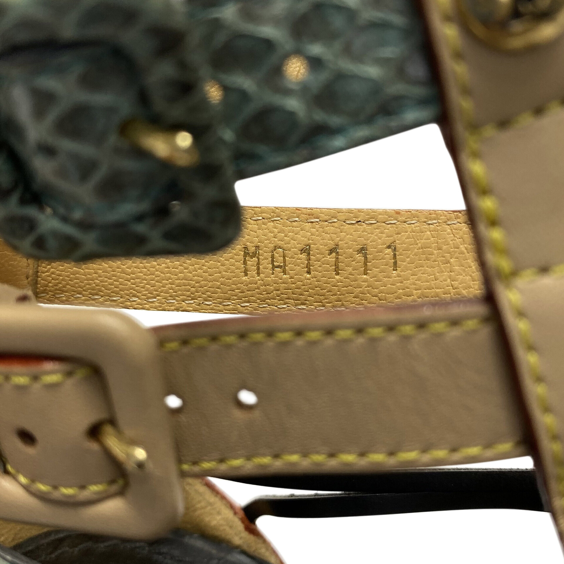 Sandália Louis Vuitton Tiras Píton