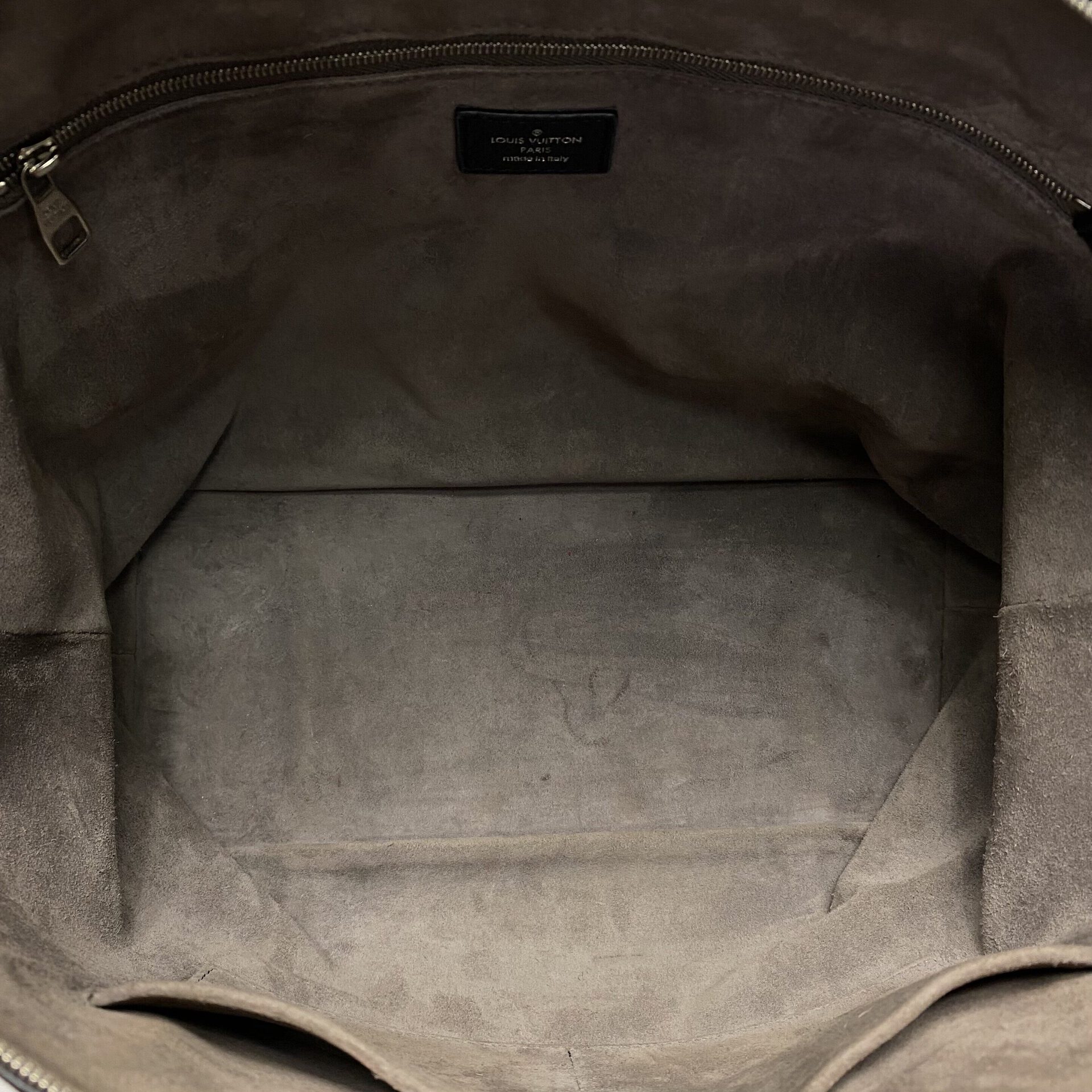 Bolsa Louis Vuitton Lockit Soft Preta