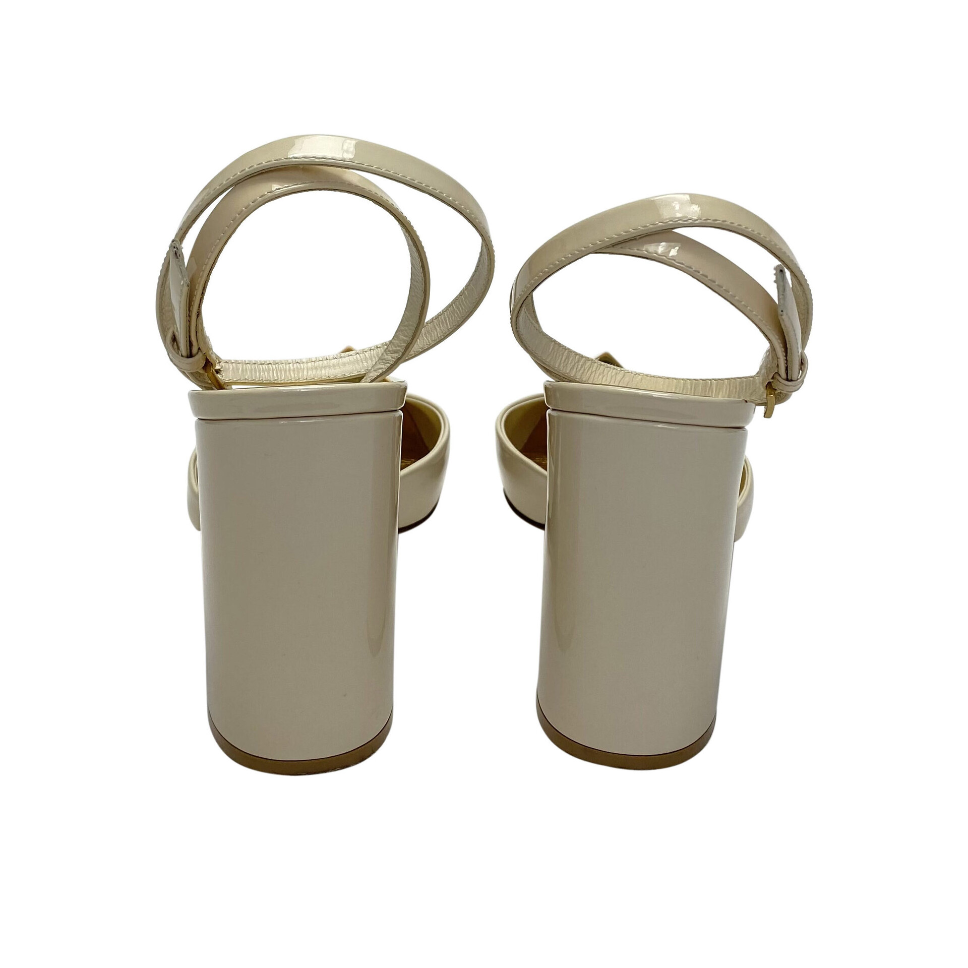 Scarpin Valentino One Stud Off White