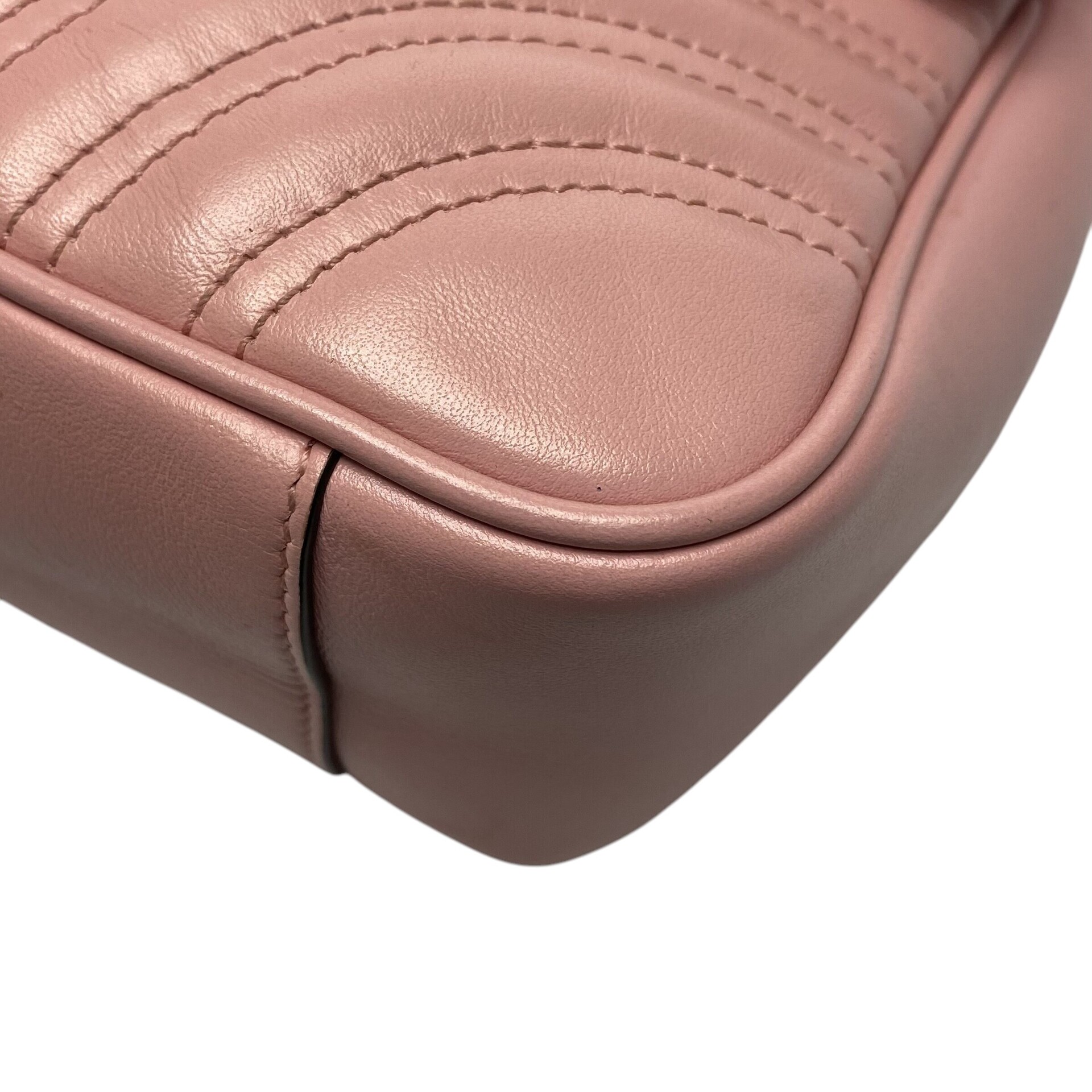 Bolsa Gucci GG Marmont Rosa