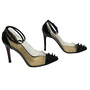 Scarpin Christian Louboutin Preto com Spikes