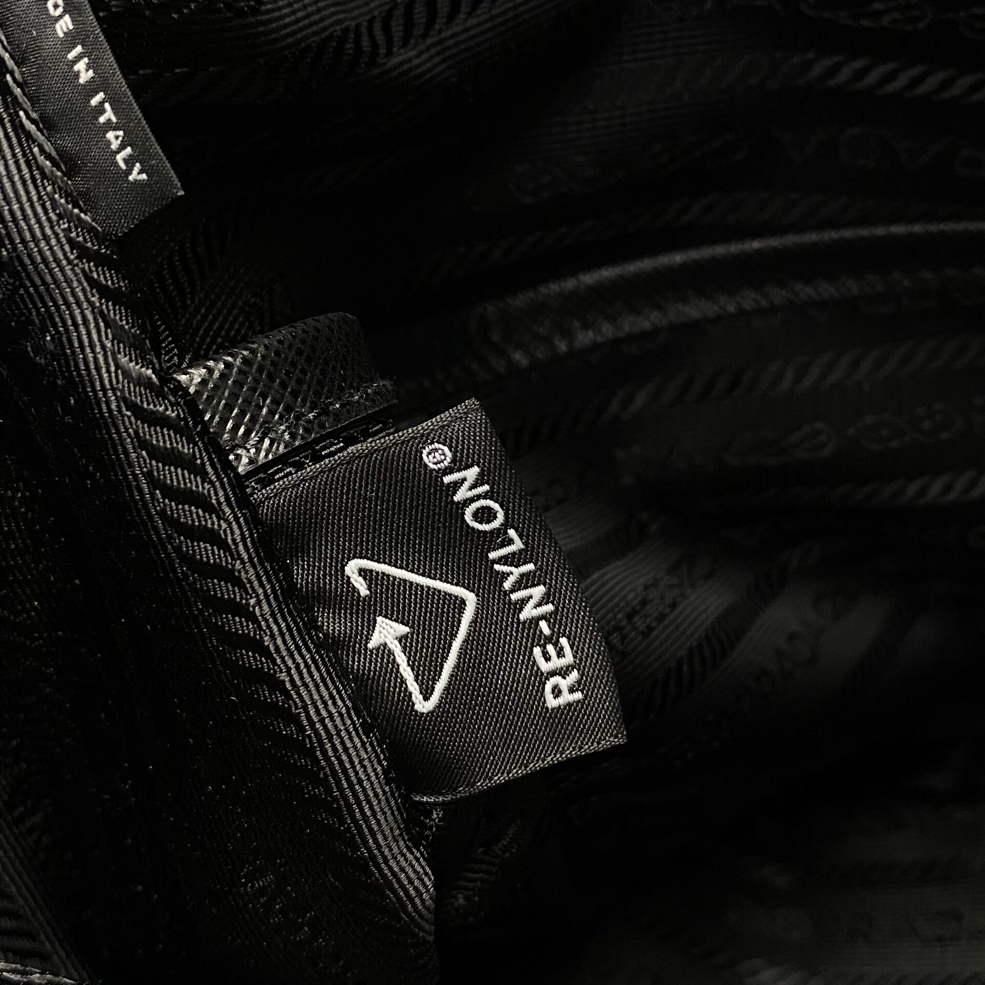 Bolsa Prada Tote Baby