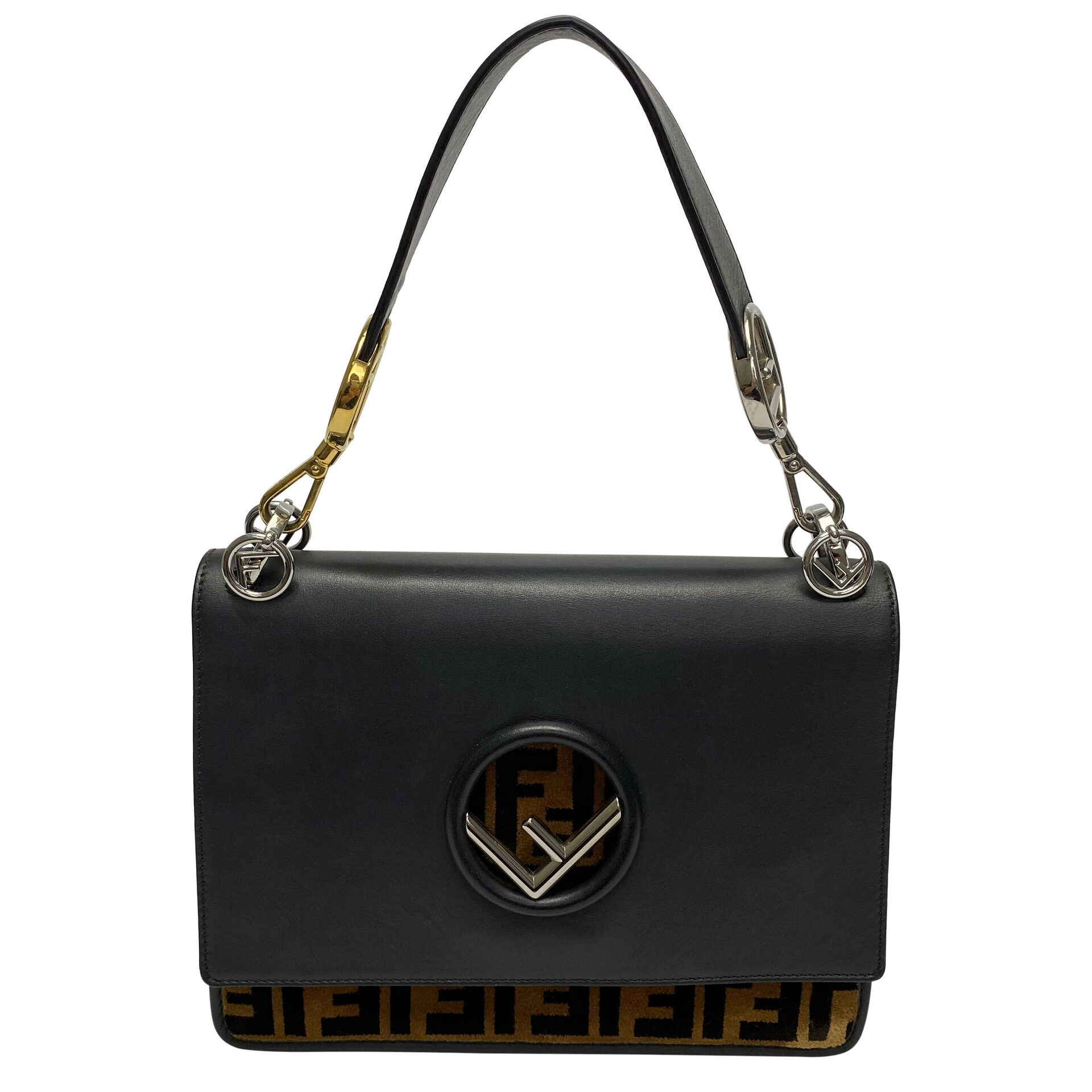 Bolsa Fendi Kan I F Preta com Veludo