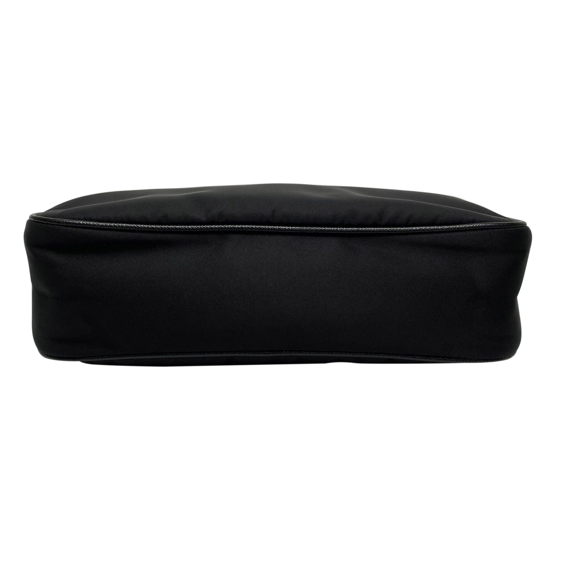 Bolsa Prada Re-Edition 2005 Preta