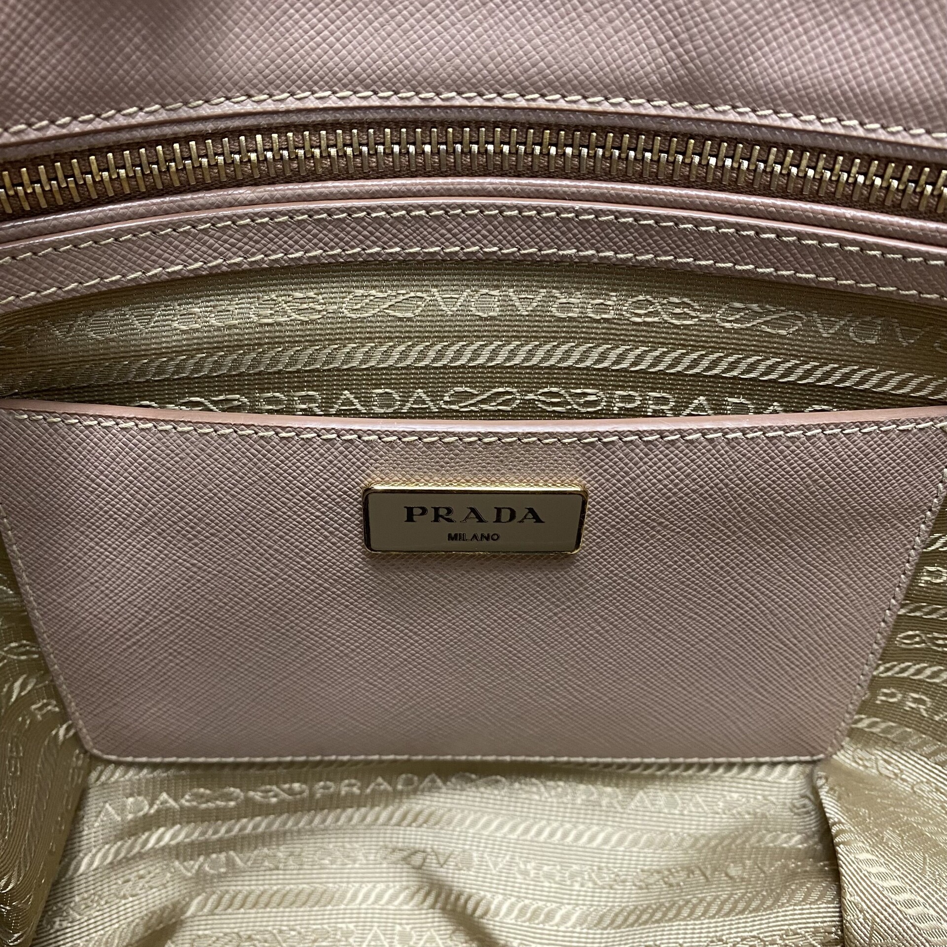 Bolsa Prada Galleria Couro Saffiano Nude