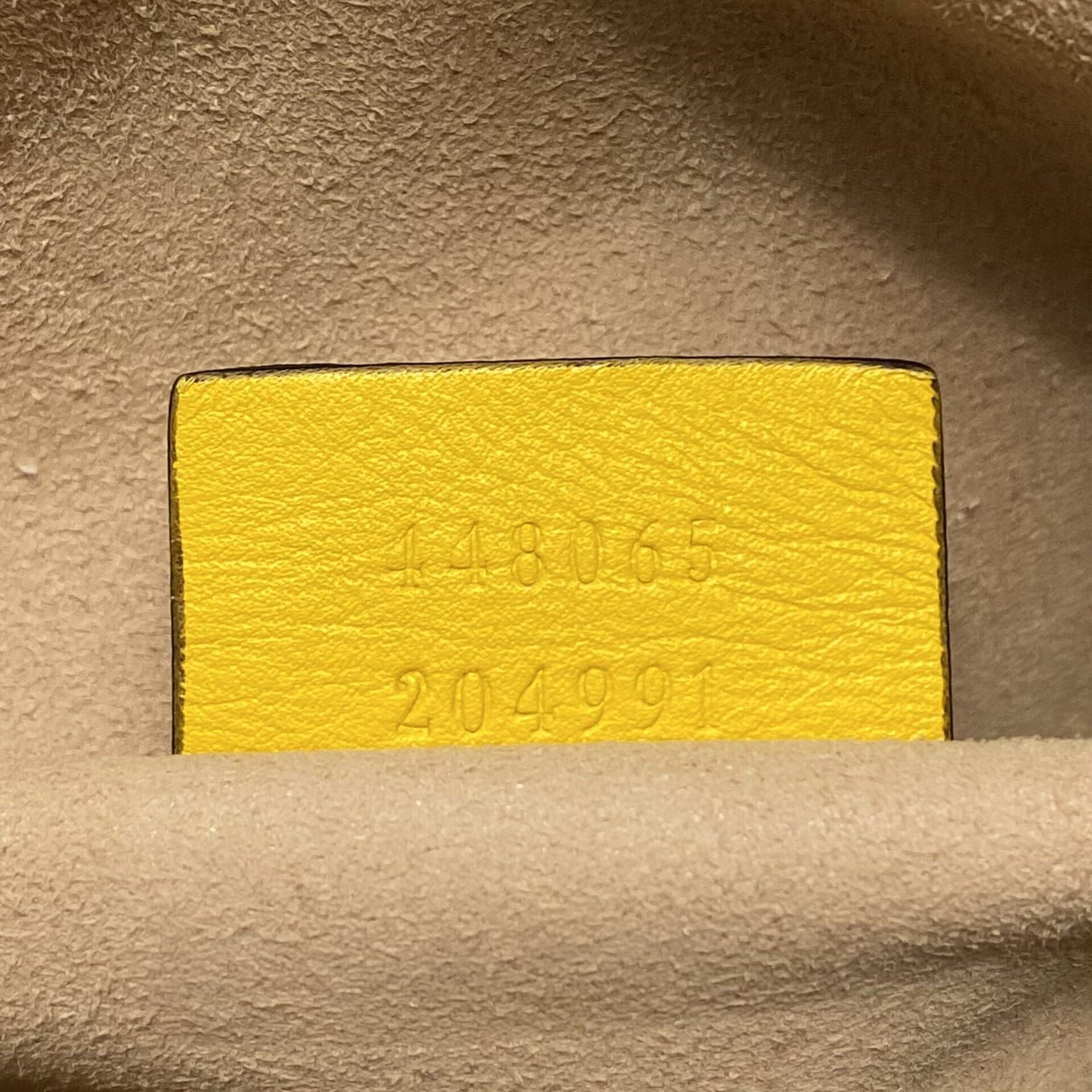 Bolsa Gucci GG Marmont Amarela