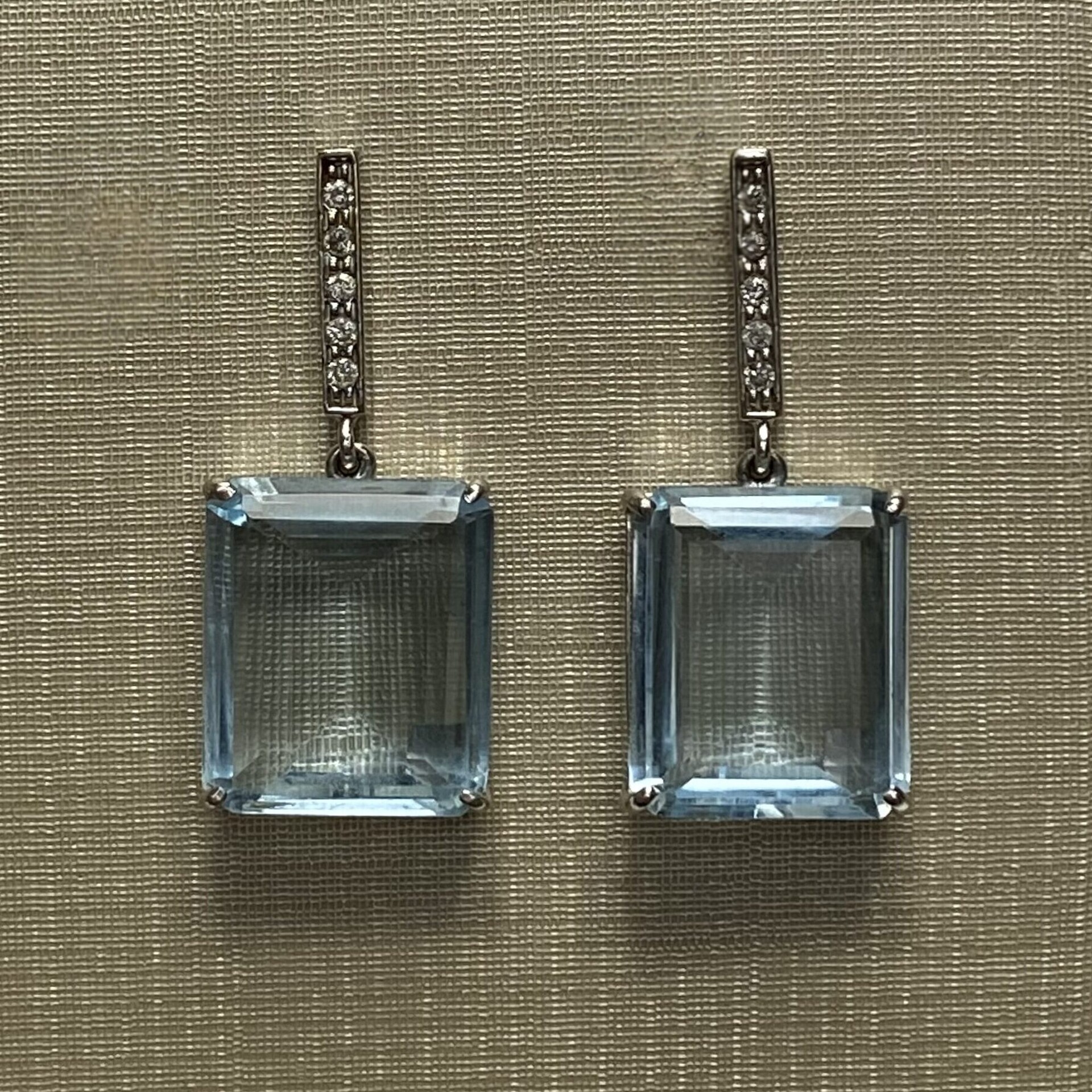 Par de Brincos Vivara - Cores do Brasil