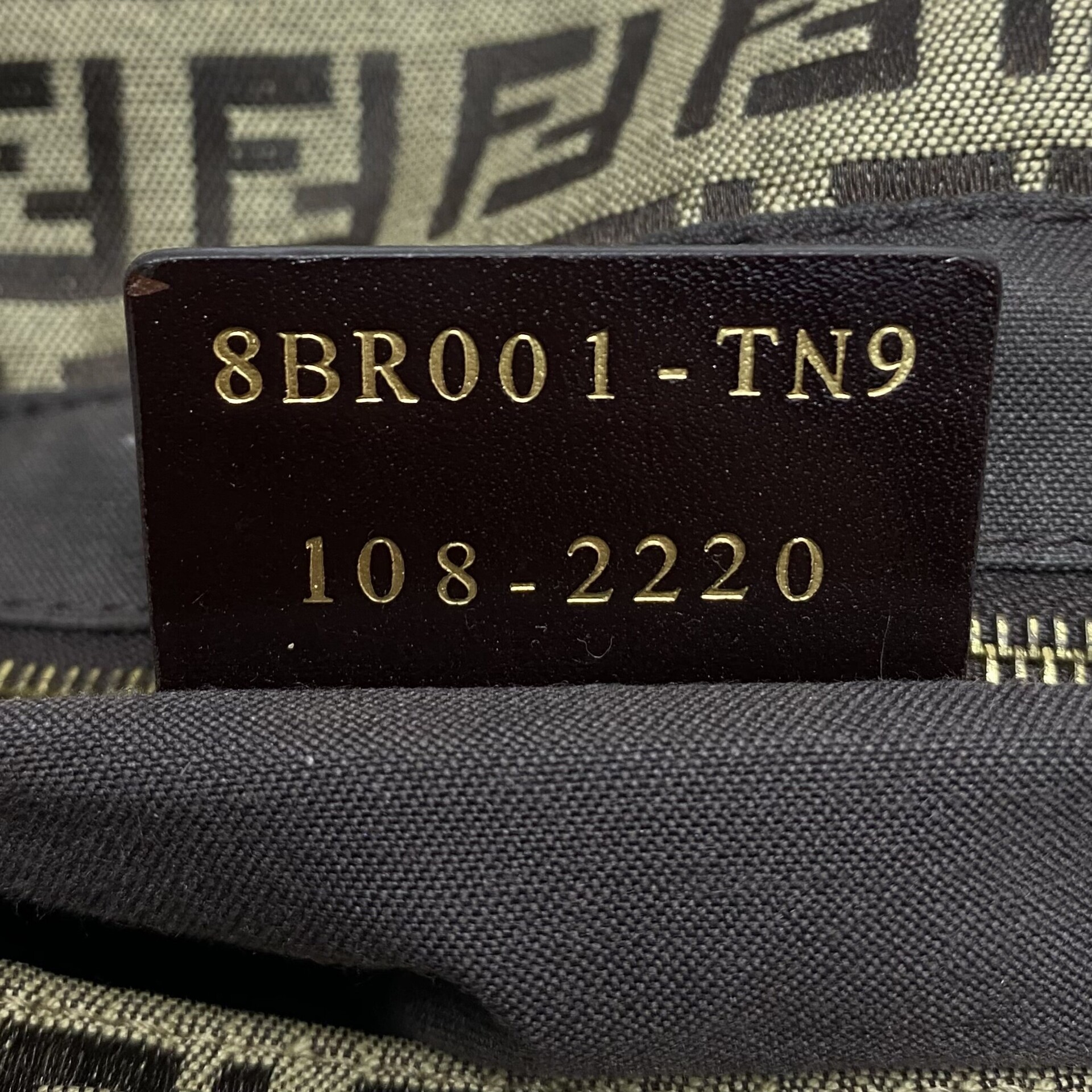 Bolsa Fendi Zucca Mamma Baguette