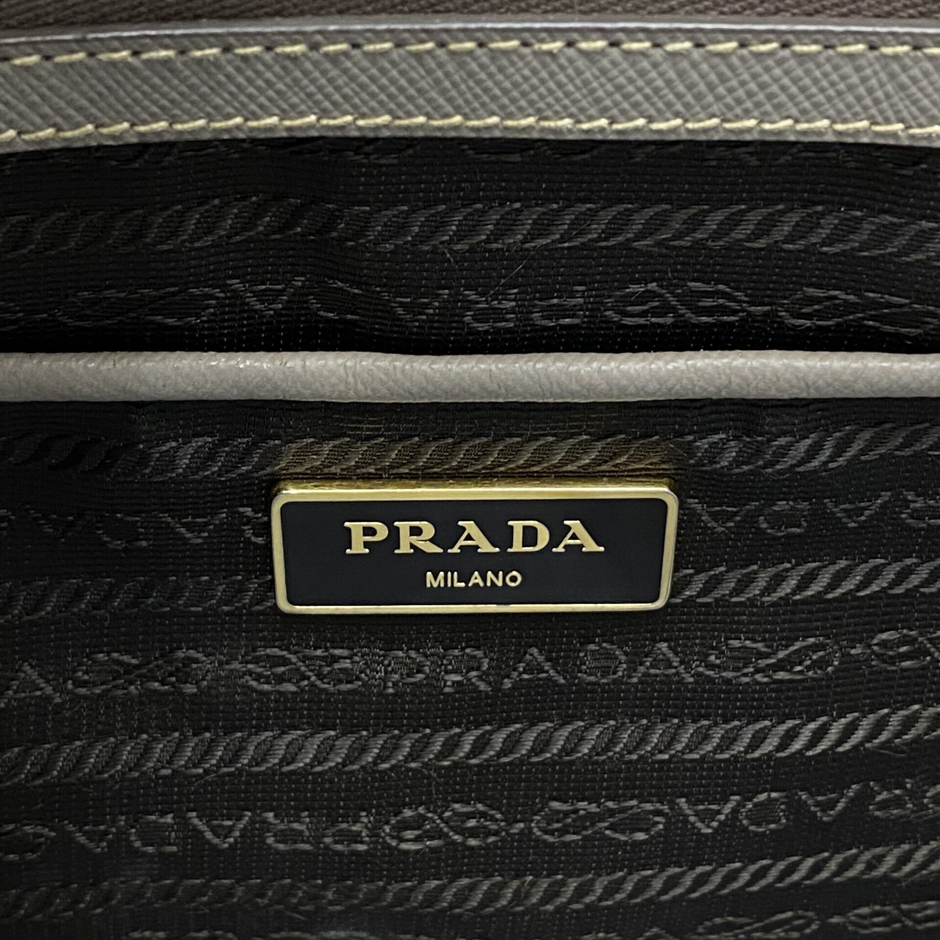 Bolsa Prada Galleria Saffiano Cinza
