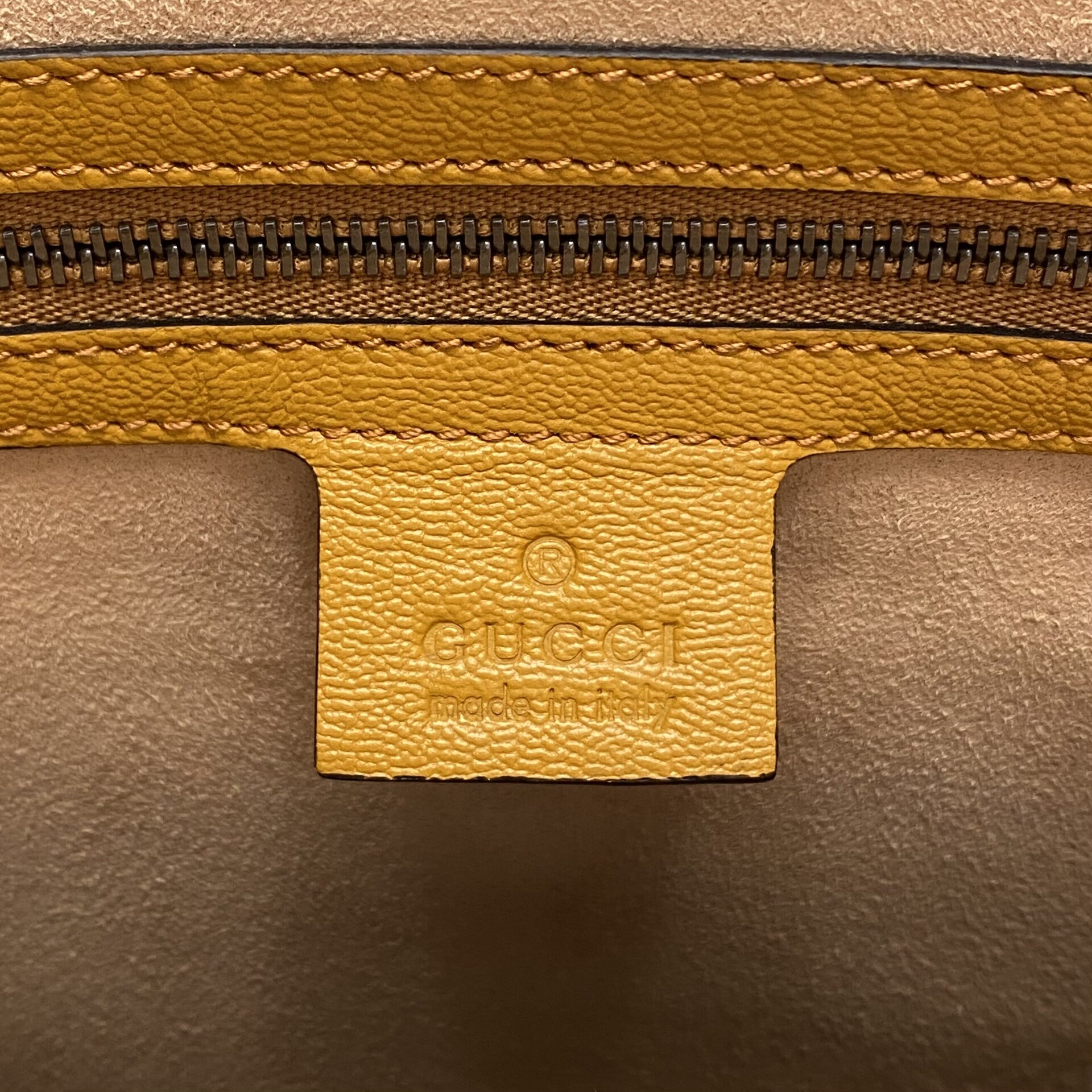 Bolsa Gucci Dhalia Pocket Tote