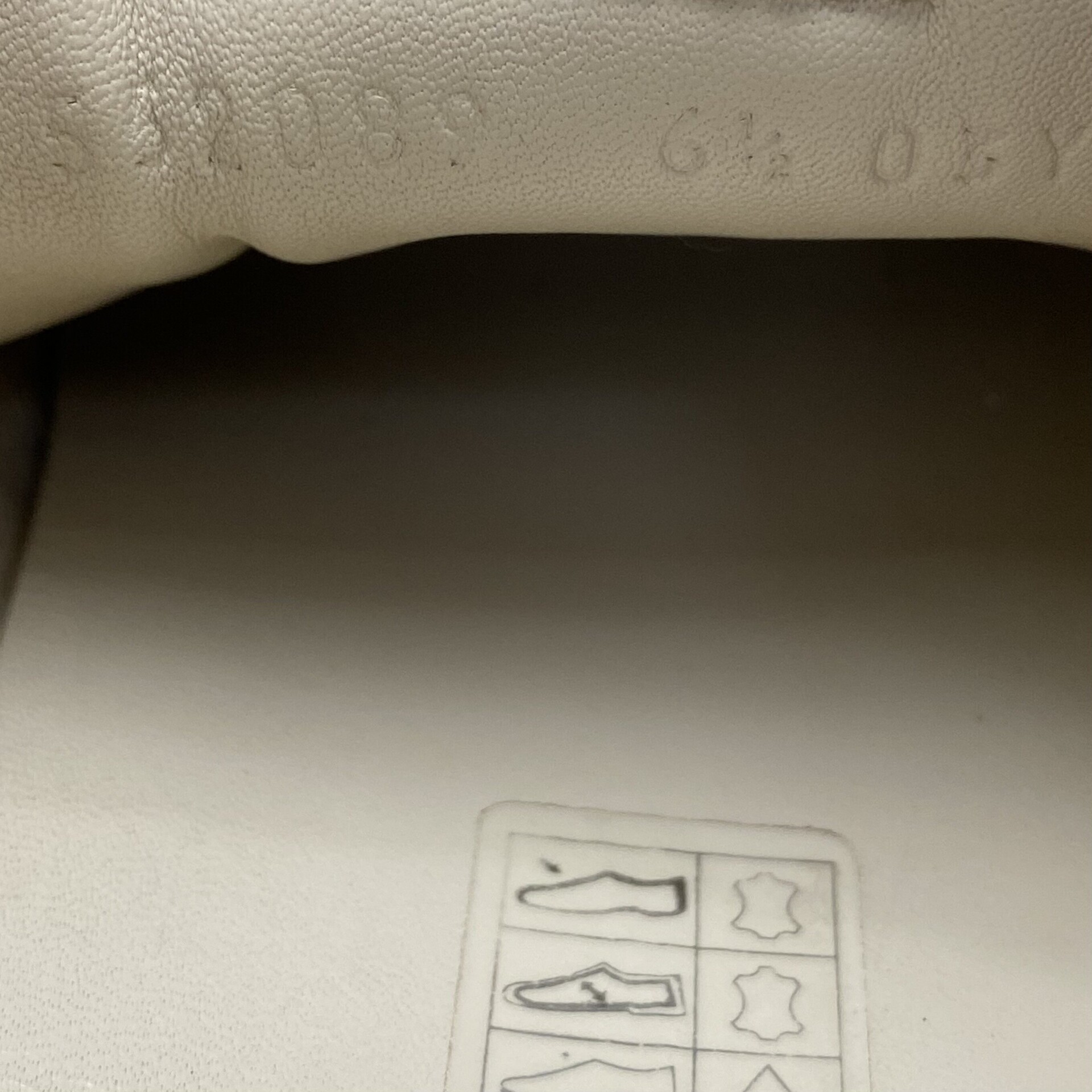 Tênis Gucci Rhyton Boca