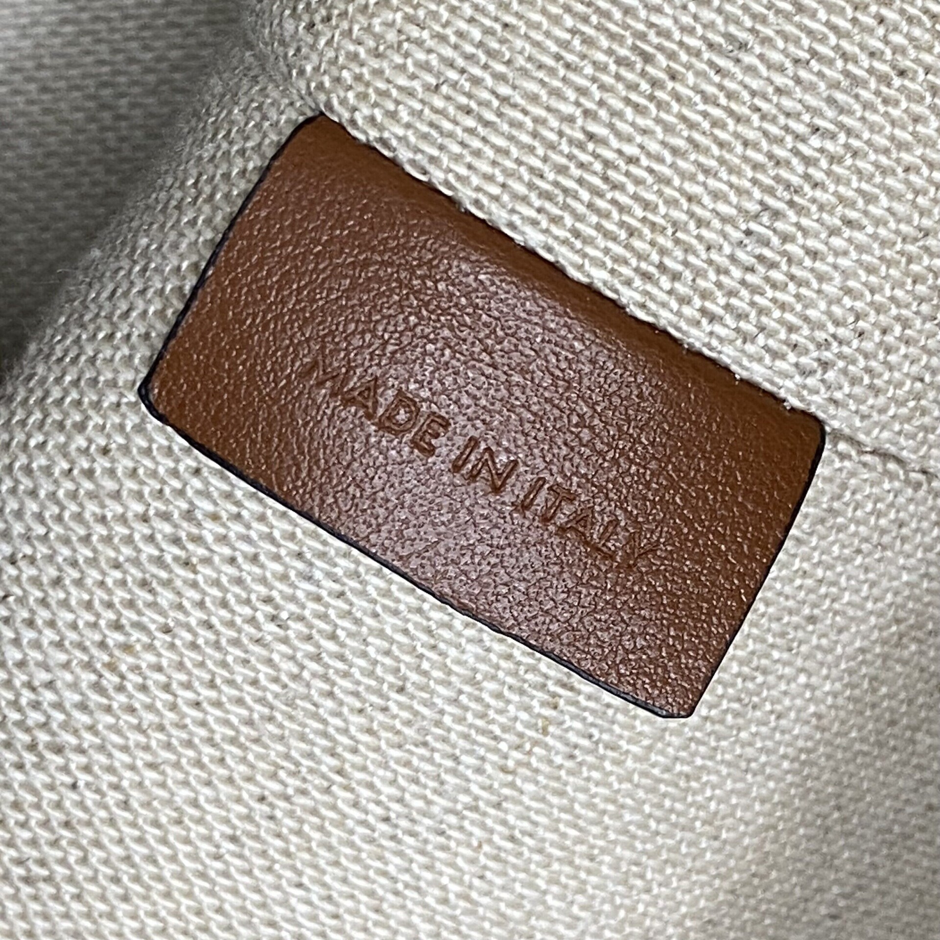 Bolsa Celine Bucket 16