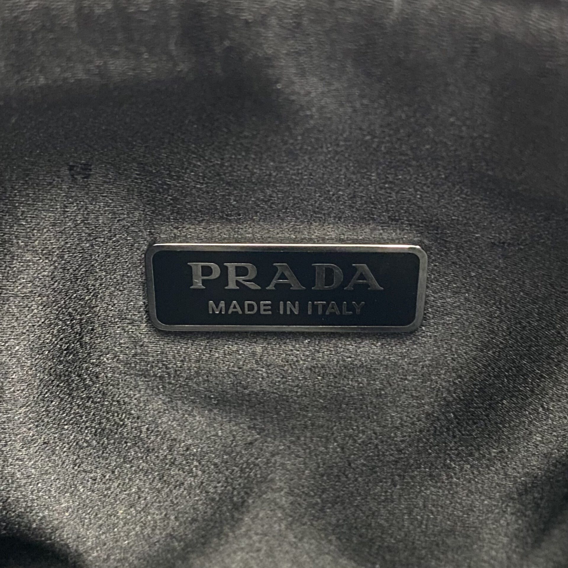 Bolsa Prada Re-Edition Cristal