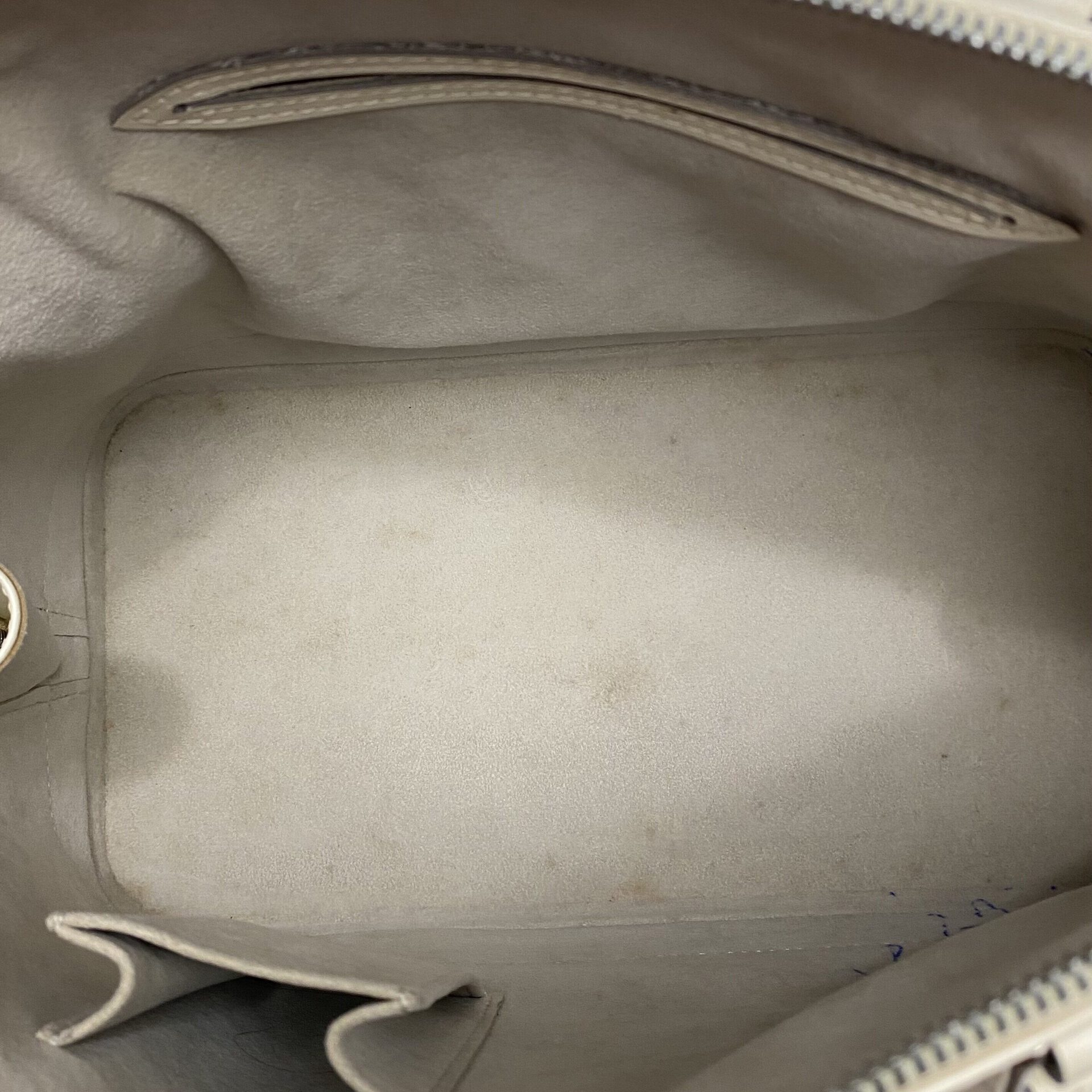 Bolsa Louis Vuitton Alma Couro Epi Off White