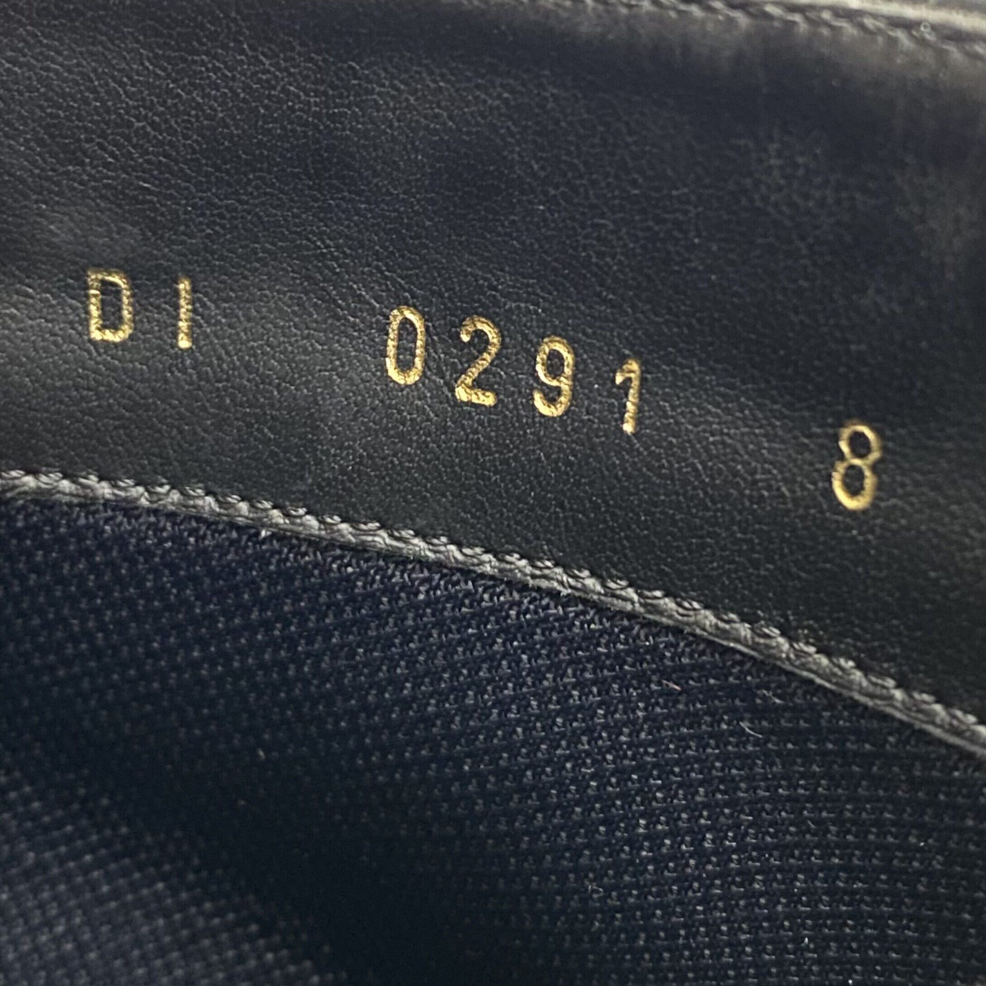 Bota Louis Vuitton Couro Preto