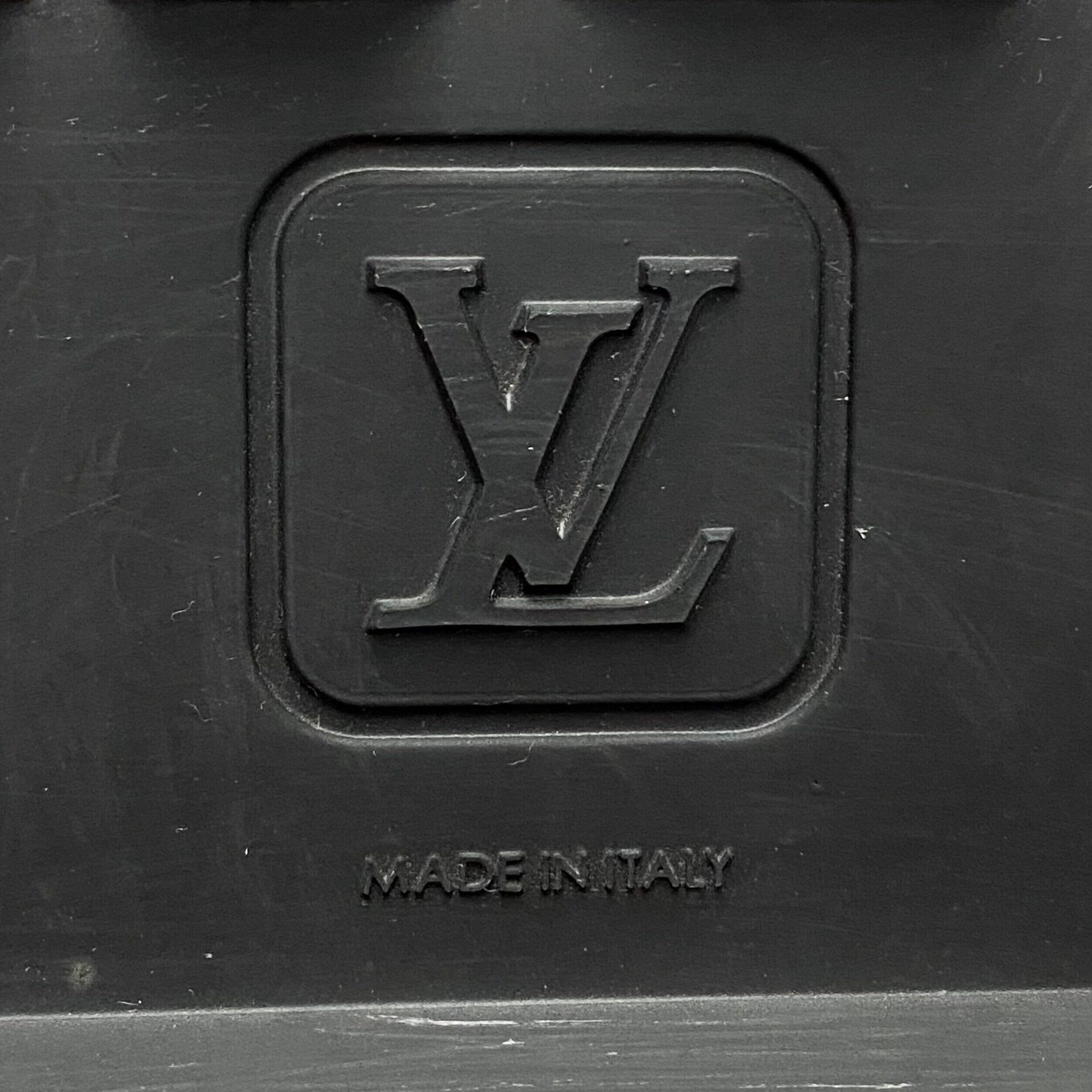 Bota Louis Vuitton Couro Preto