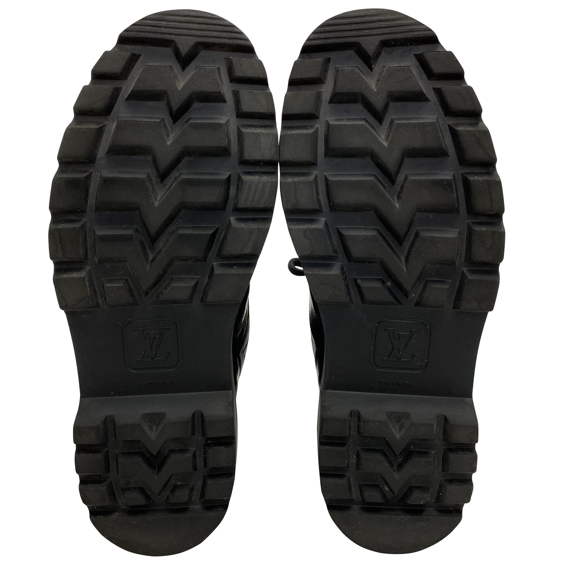 Bota Louis Vuitton Couro Preto