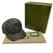 Boné Gucci GG Supreme