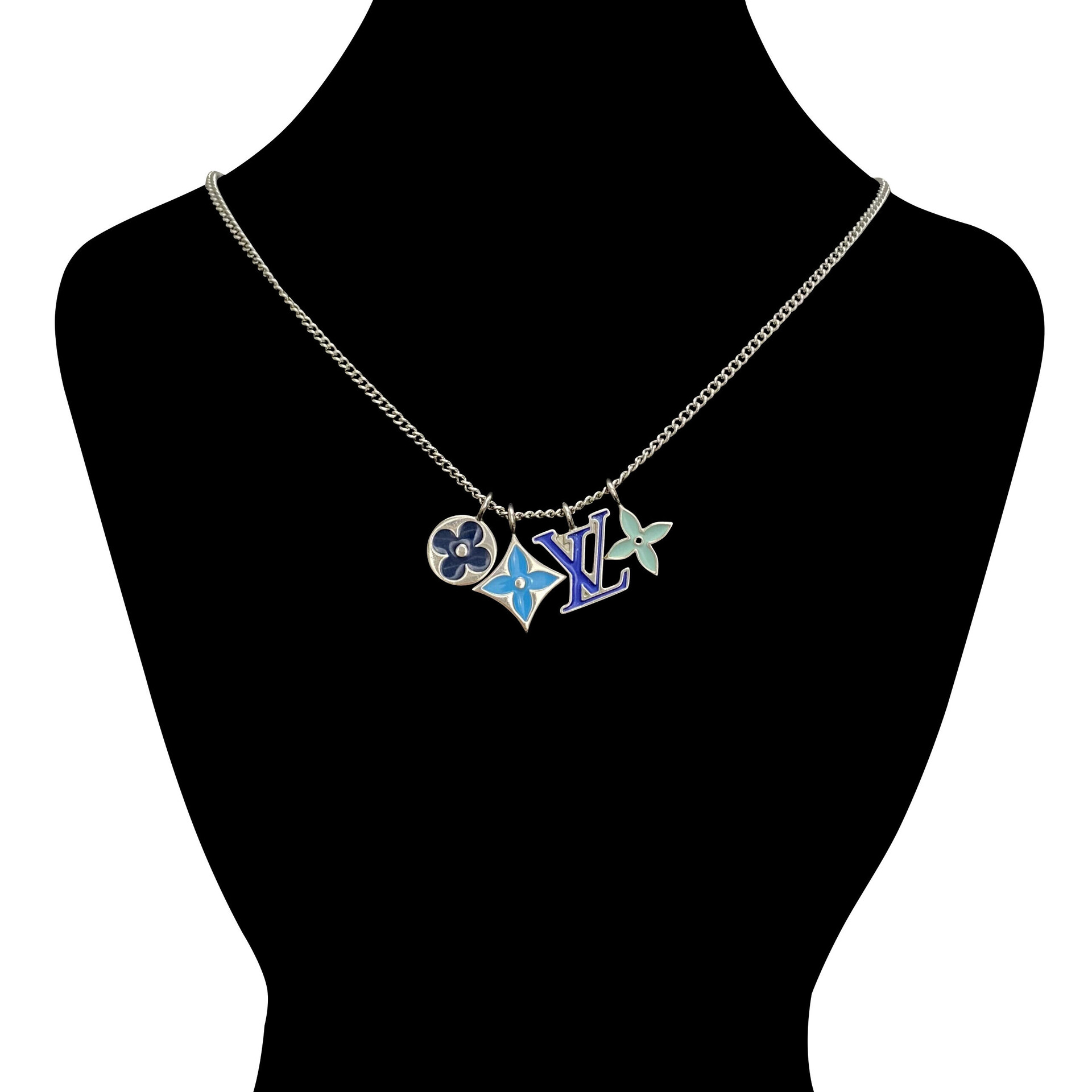 Colar Louis Vuitton Pingente LV Instinct