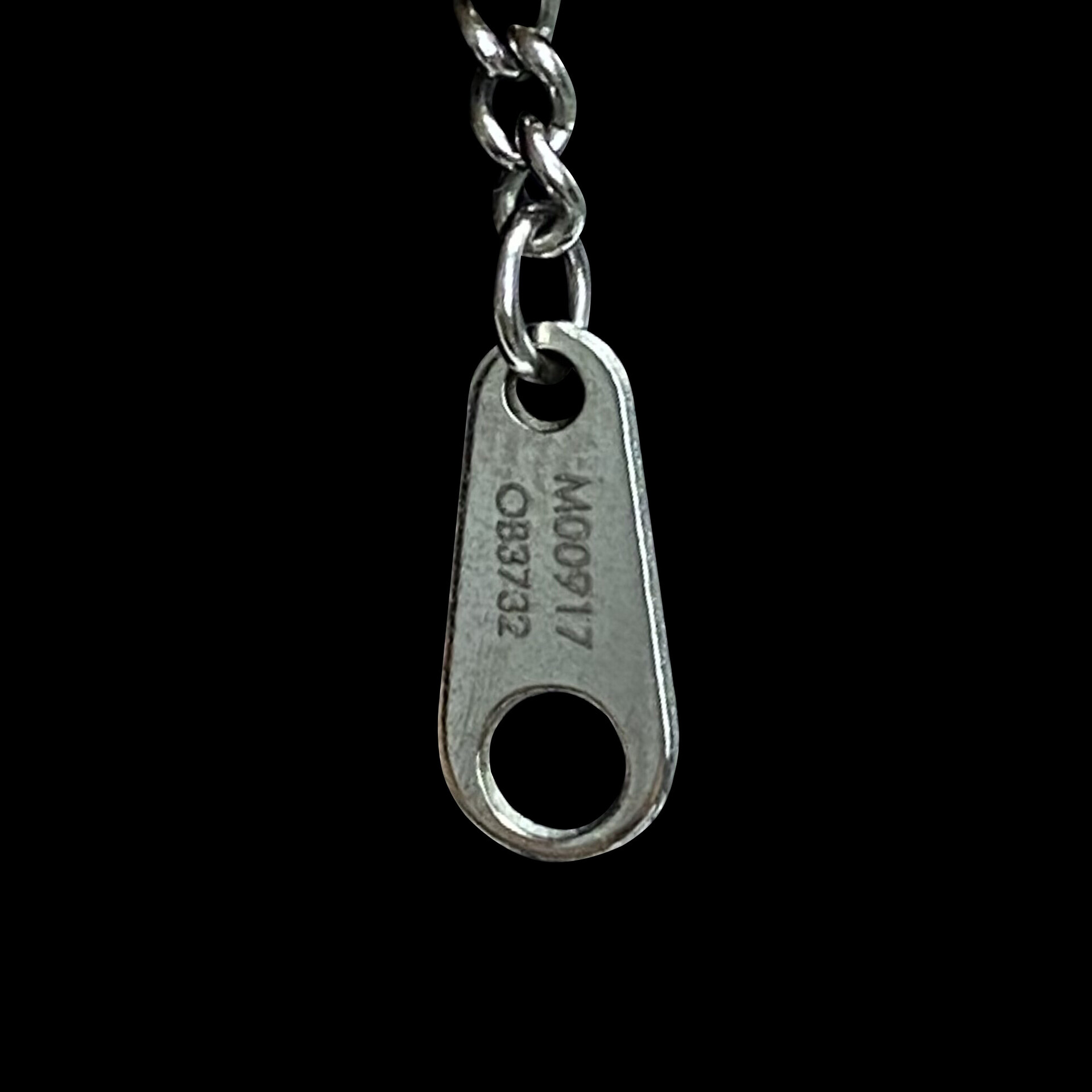 Colar Louis Vuitton Pingente LV Instinct