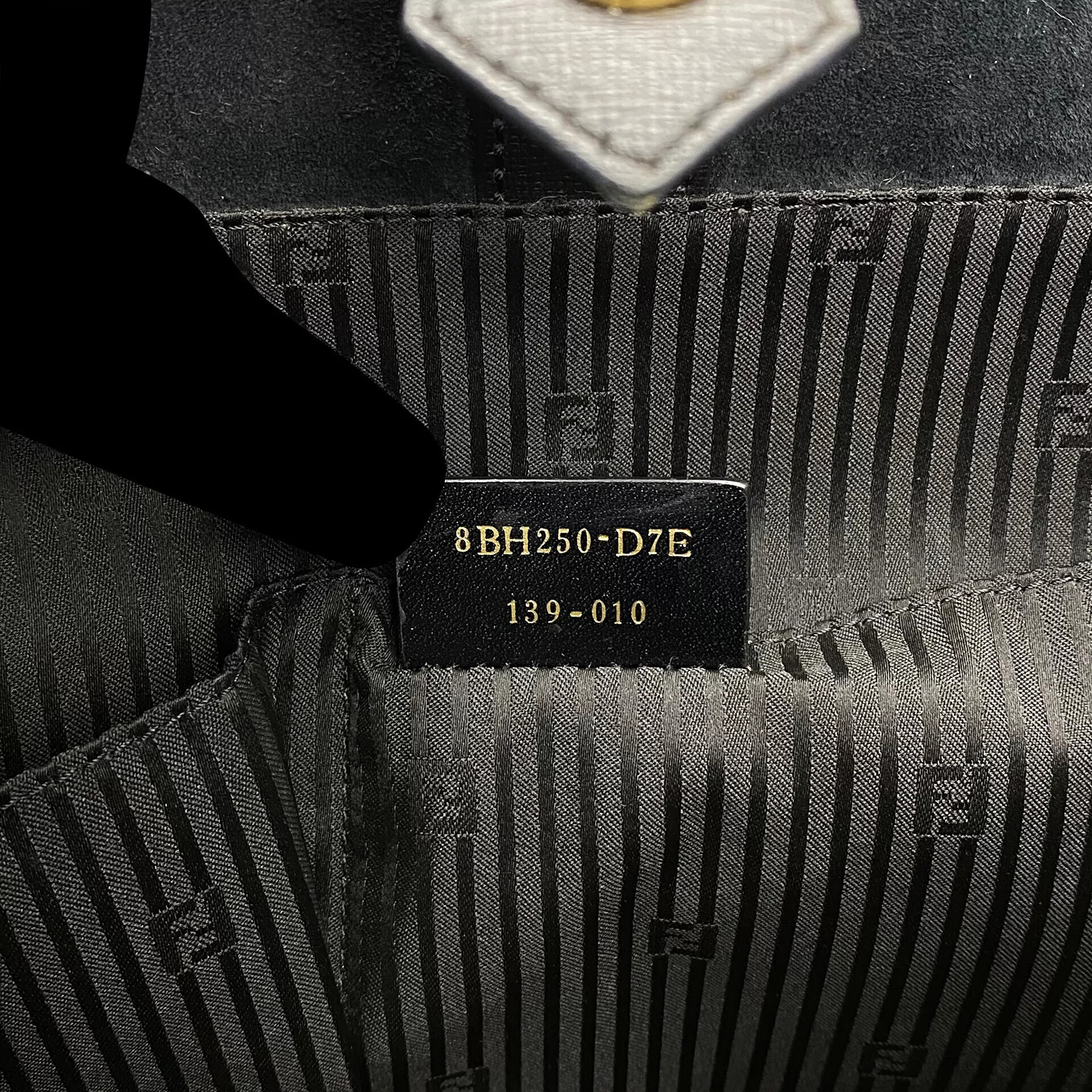 Bolsa Fendi 2Jours Couro Preto