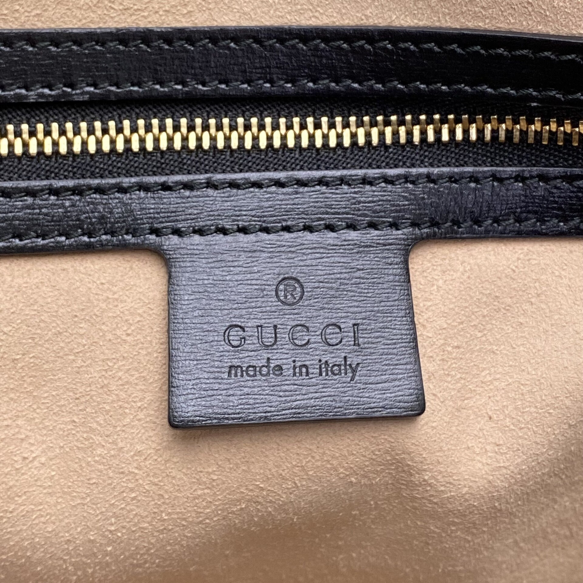 Bolsa Gucci Arli Crossbody Preta