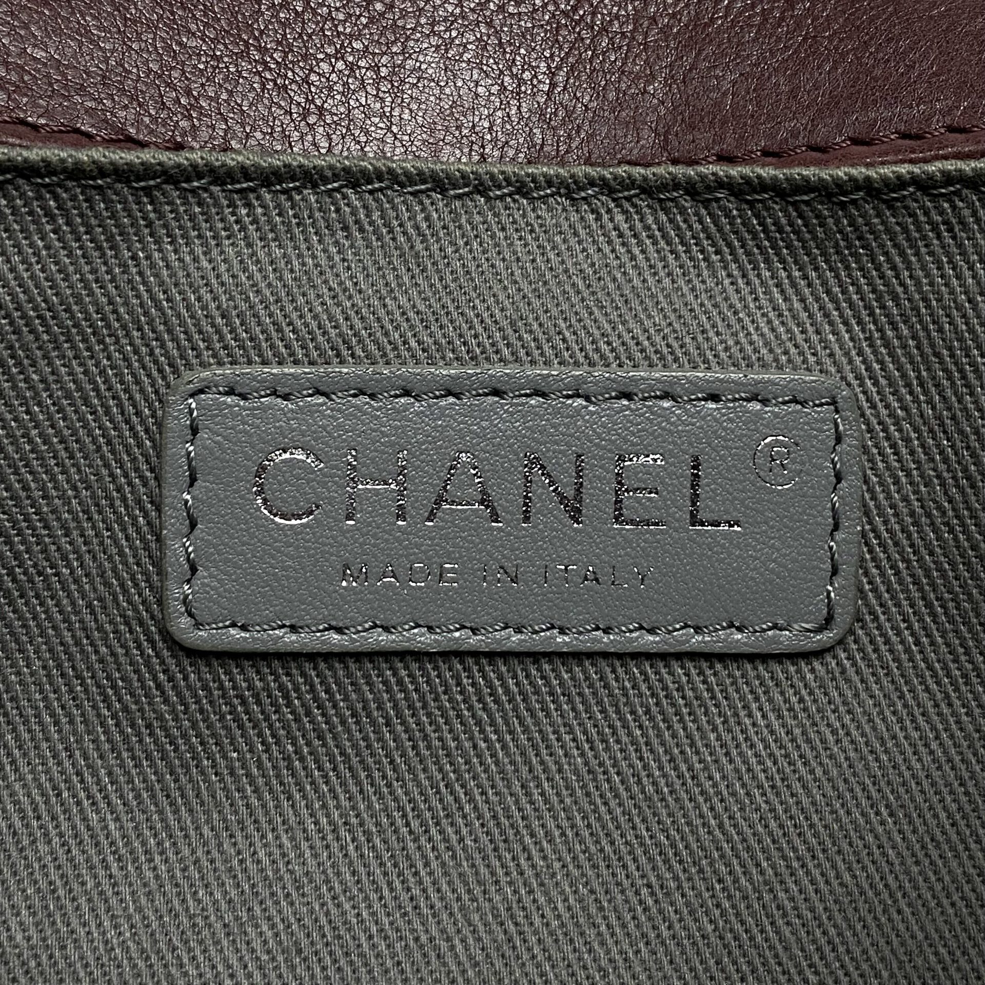 Bolsa Chanel Medallion Boy