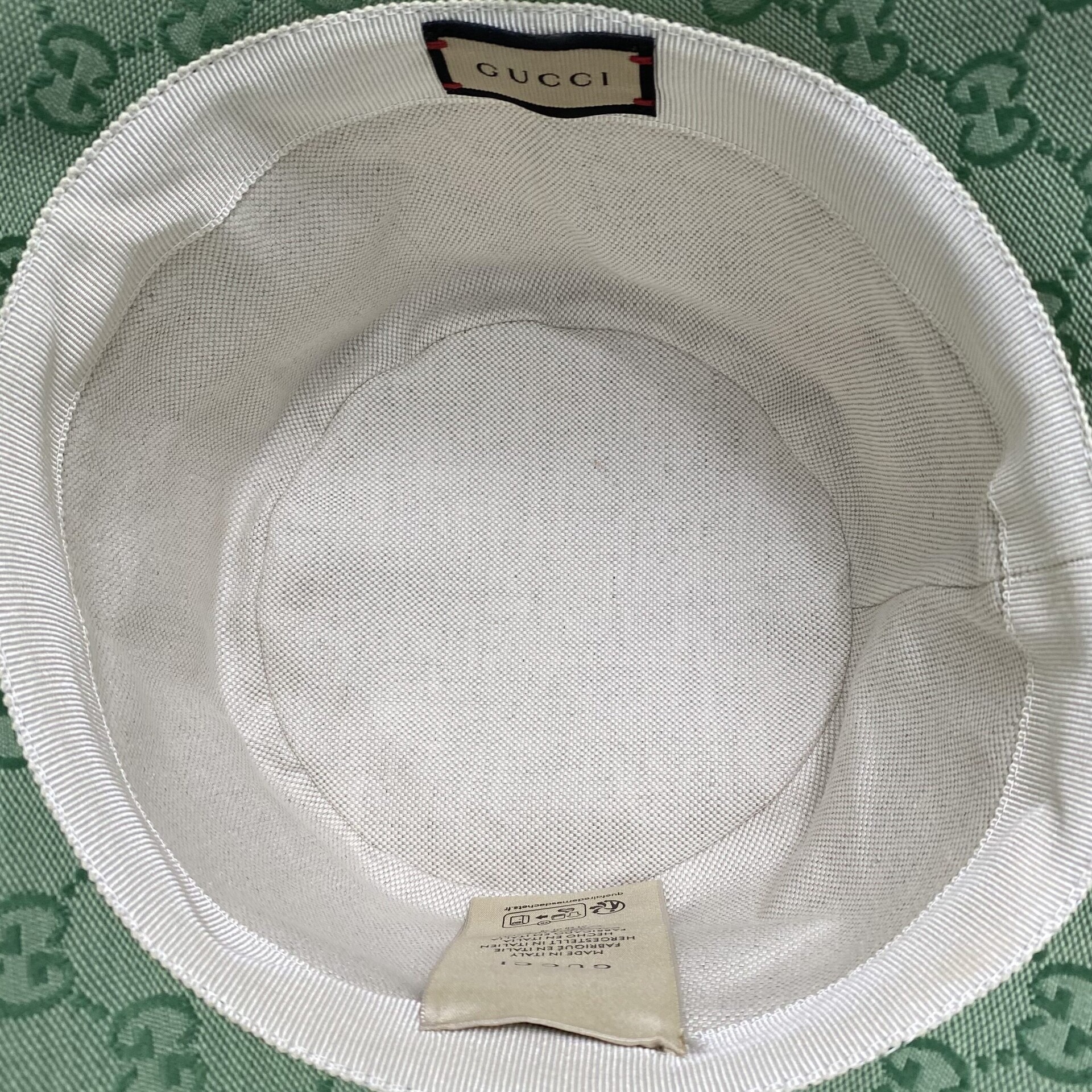 Chapéu Gucci Bucket GG Verde