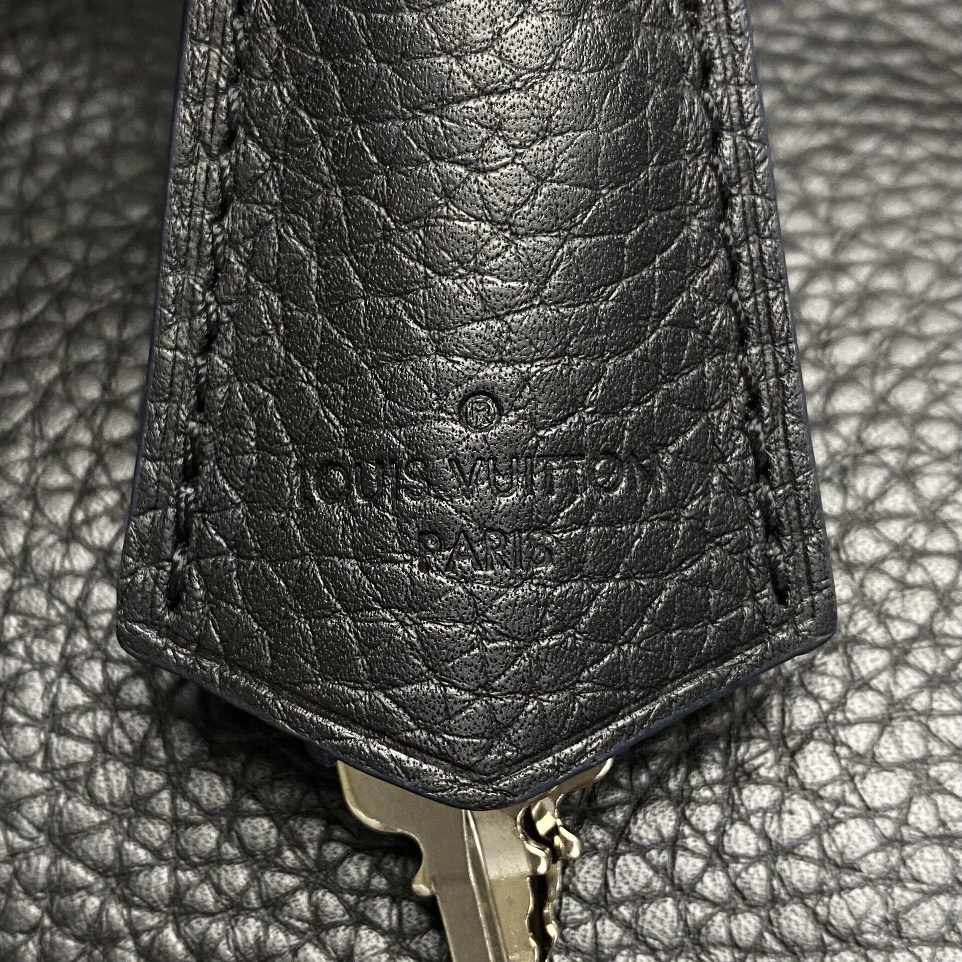 Bolsa Louis Vuitton Pernelle