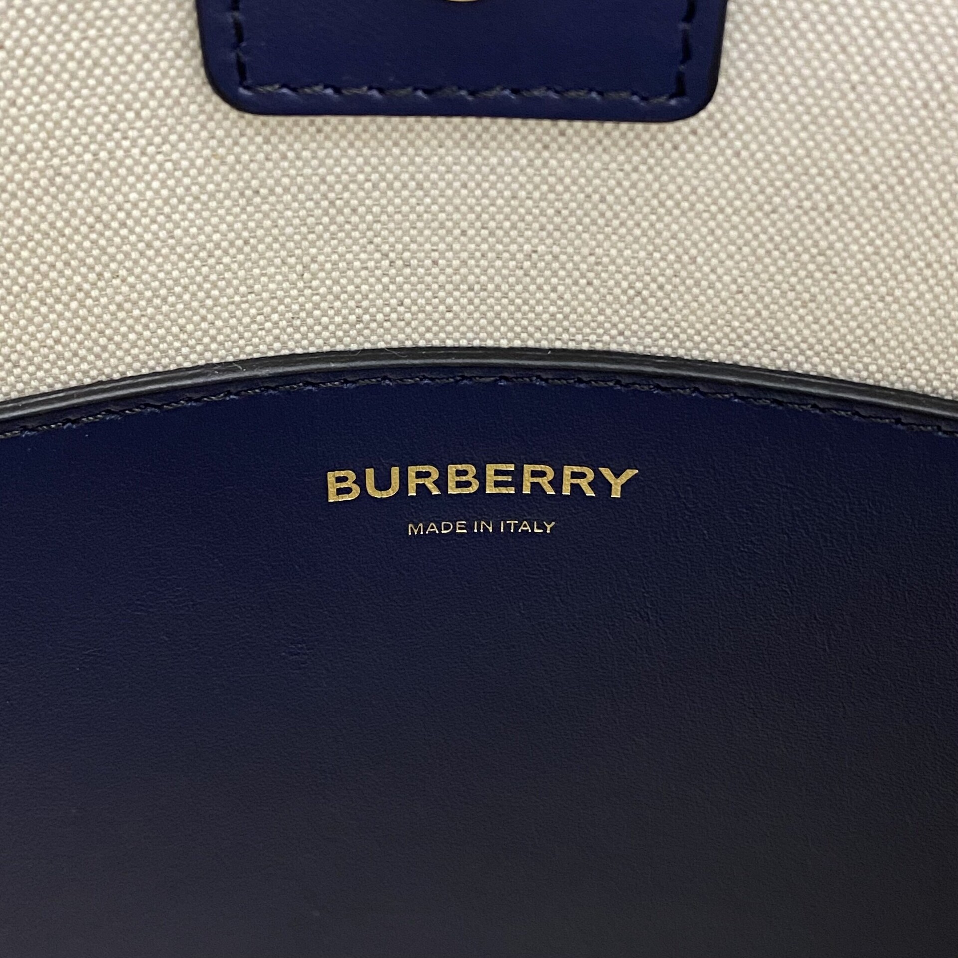 Bolsa Burberry Book Tote